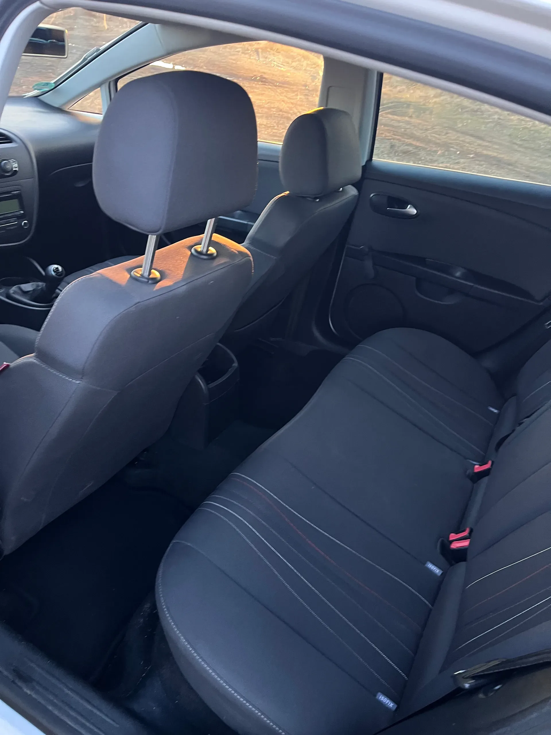 SEAT Leon — фото 8