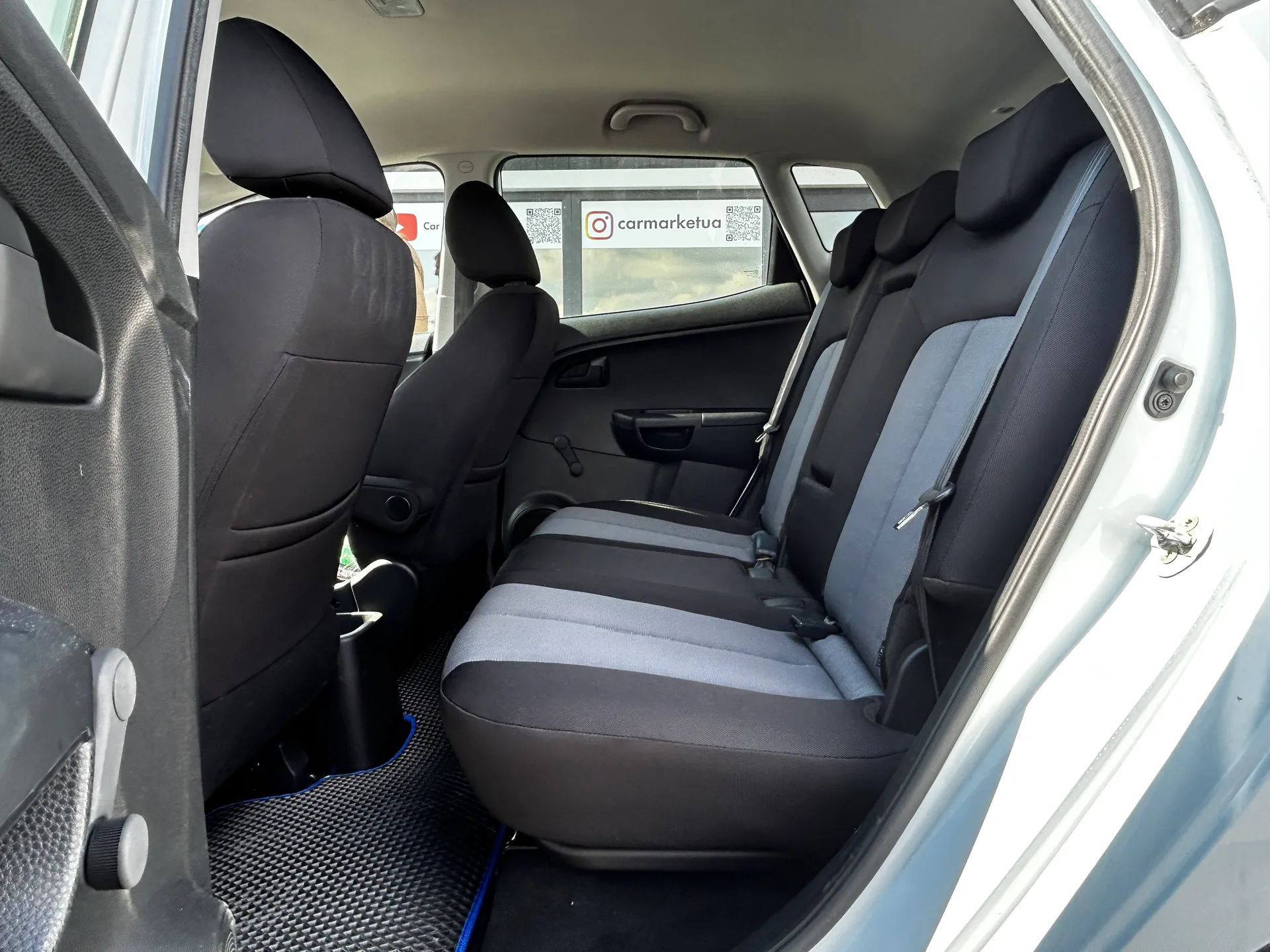 Kia Venga — фото 7