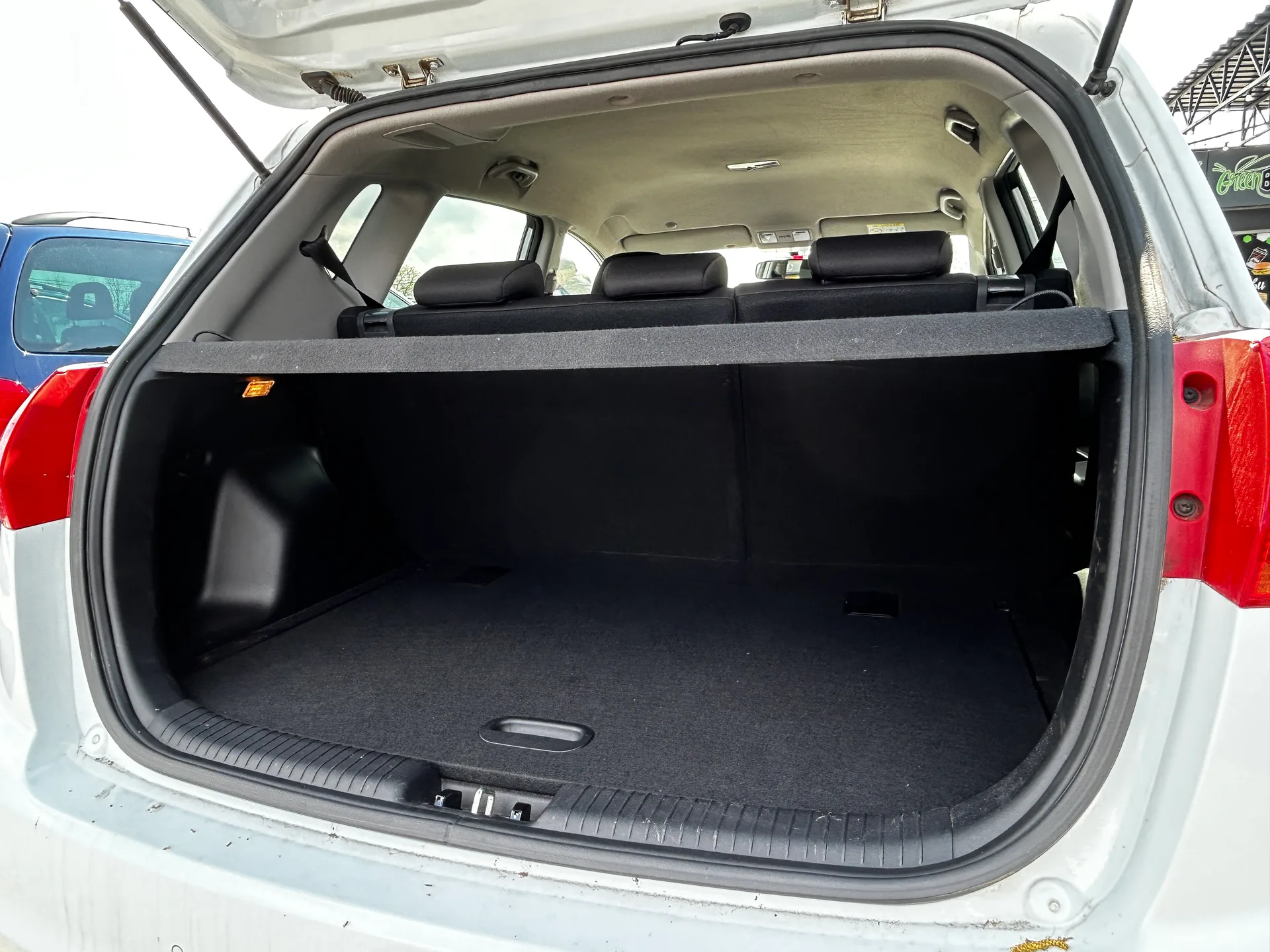 Kia Venga — фото 8