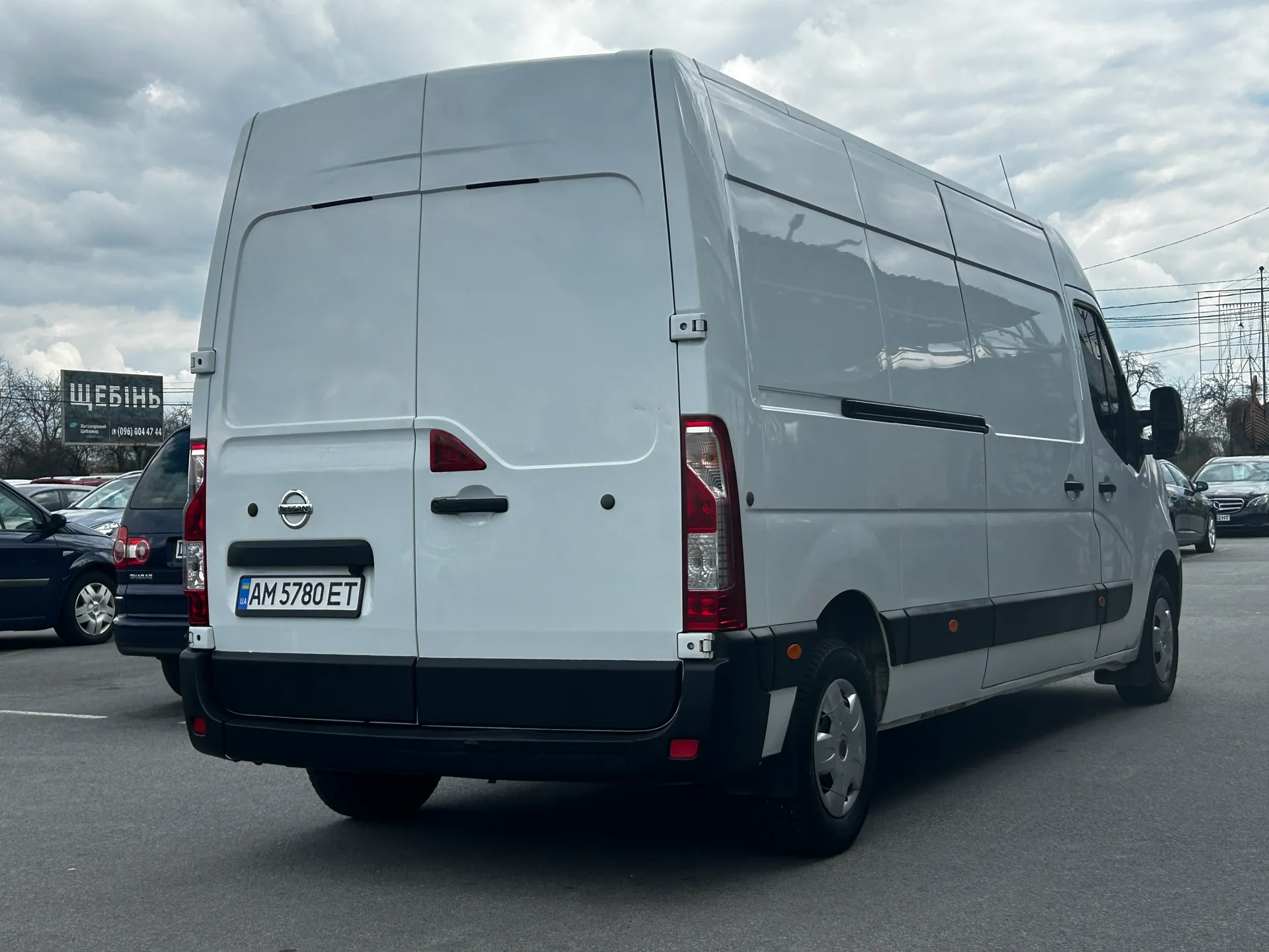 Nissan NV400 — фото 3