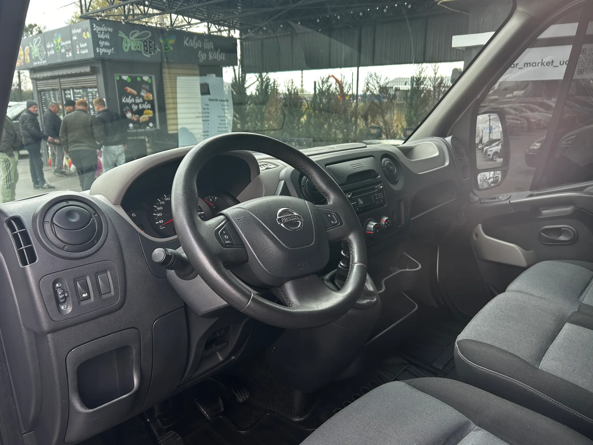 Nissan NV400 — фото 6