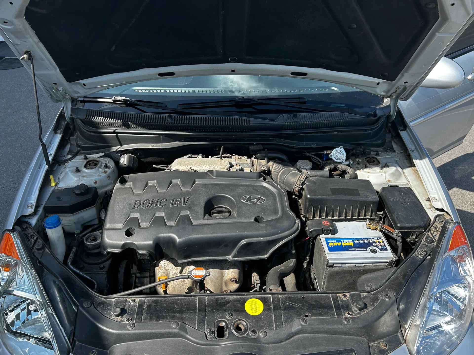 Hyundai Accent — фото 8