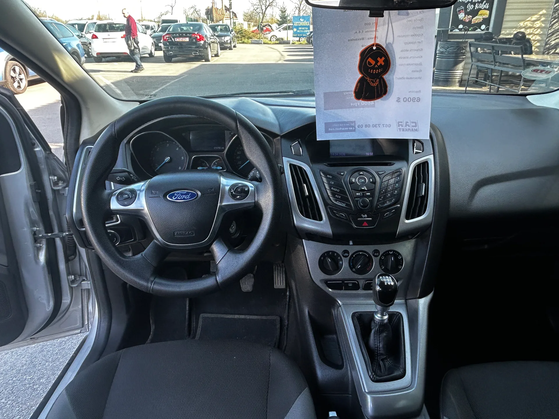 Ford Focus — фото 6