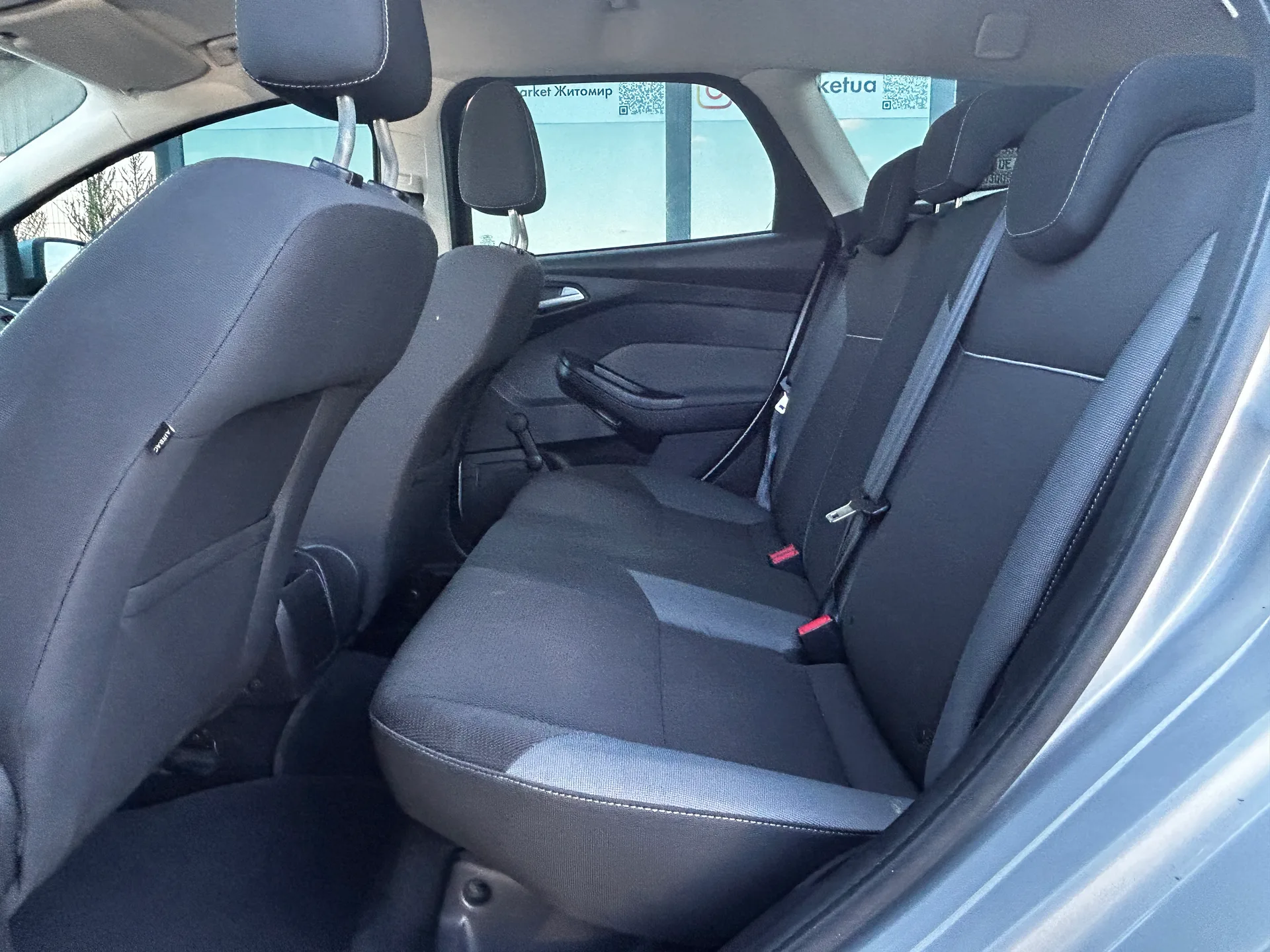 Ford Focus — фото 7