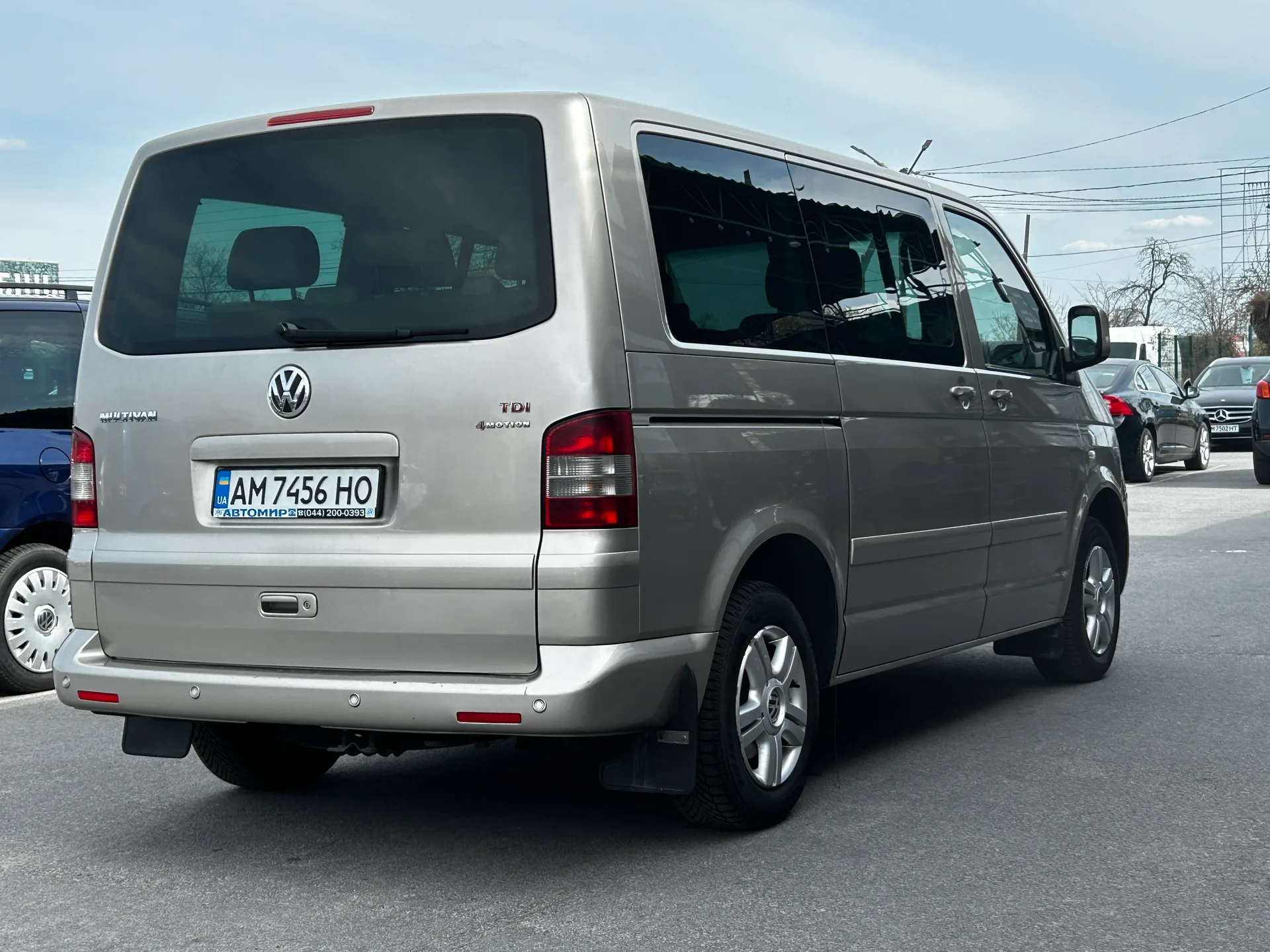 Volkswagen Multivan — фото 3
