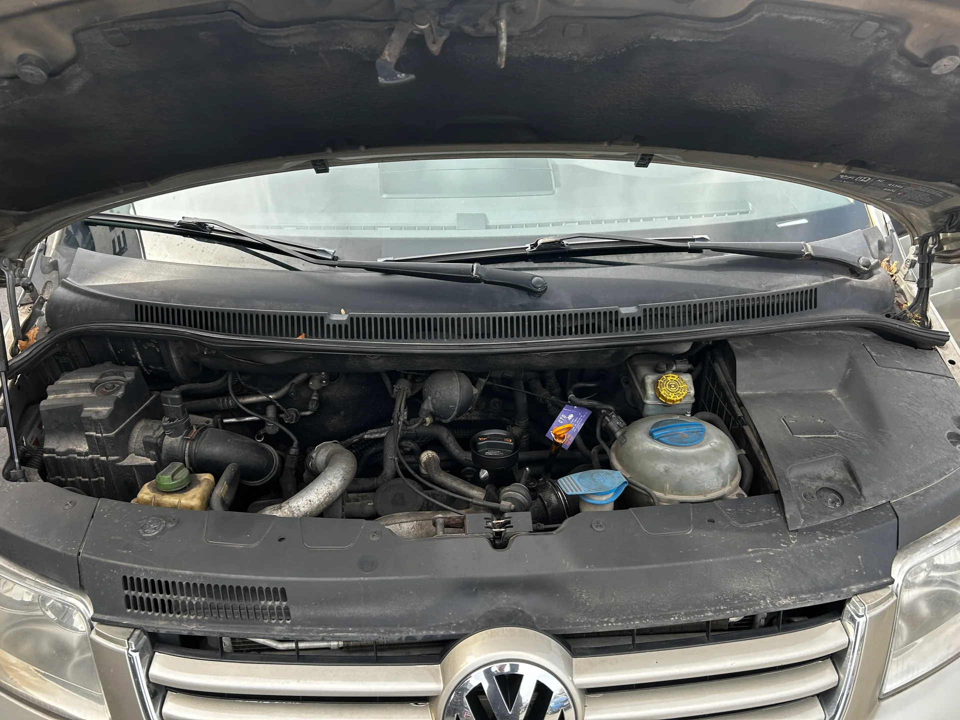 Volkswagen Multivan — фото 9