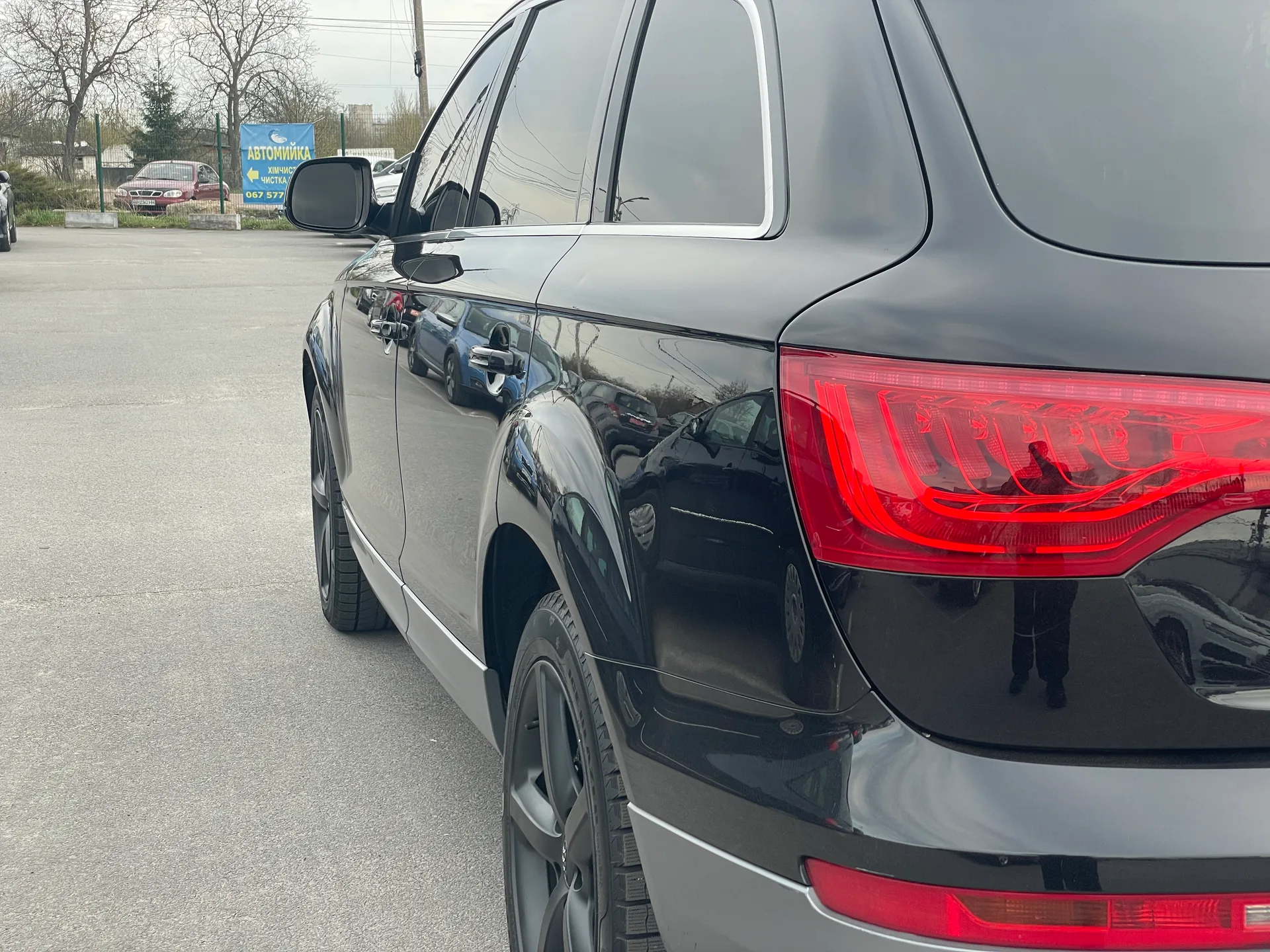 Audi Q7 — фото 7