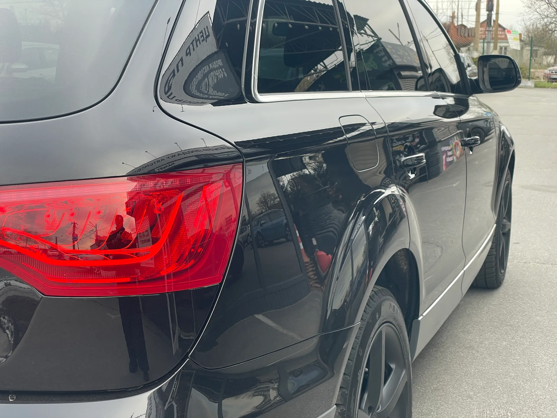 Audi Q7 — фото 8