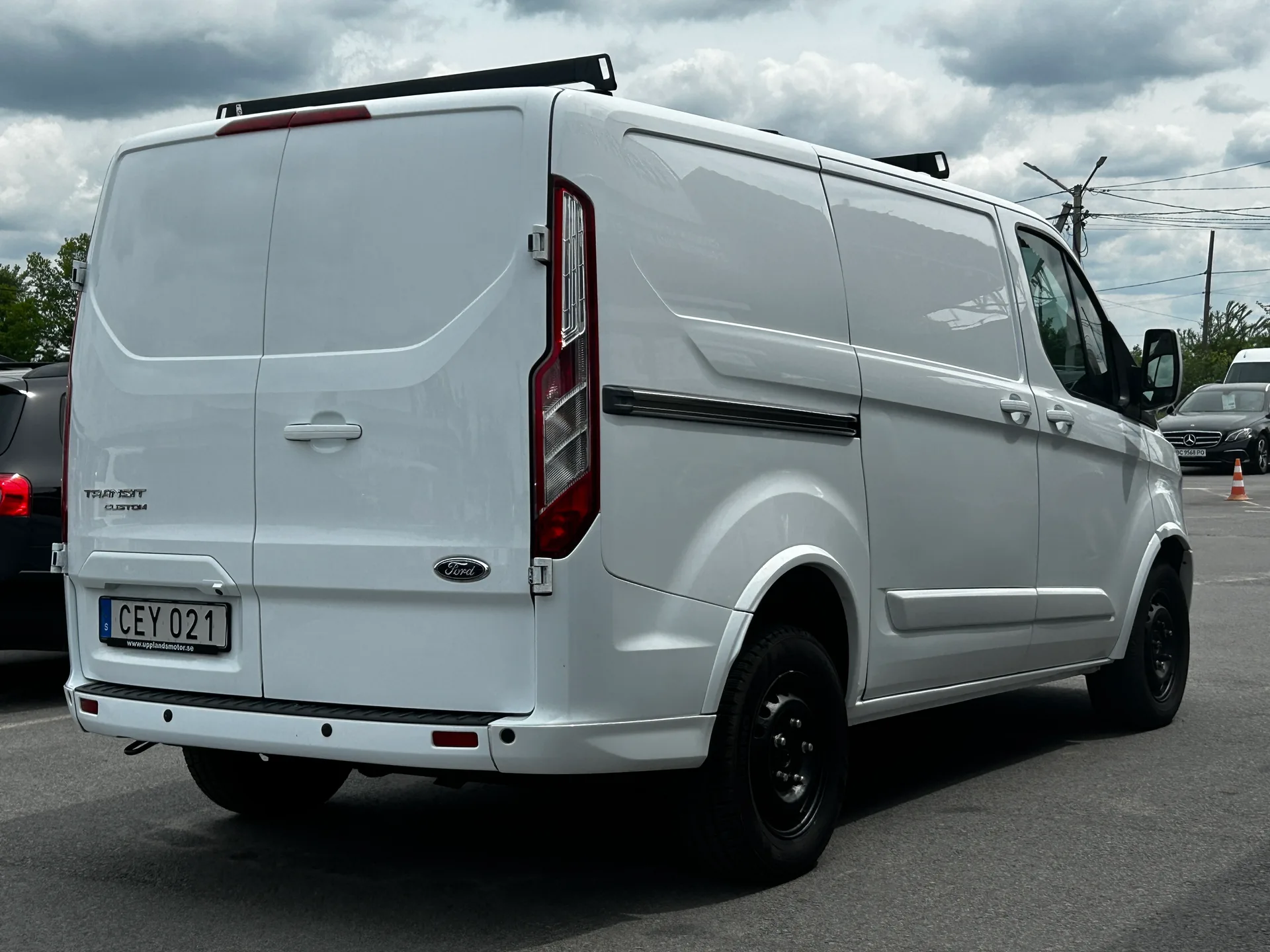 Ford Transit Custom — фото 3