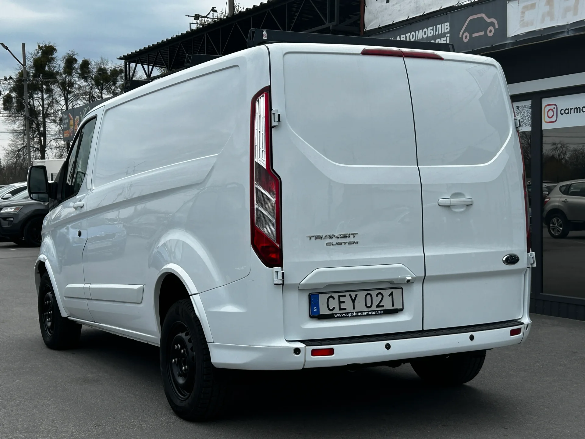 Ford Transit Custom — фото 4