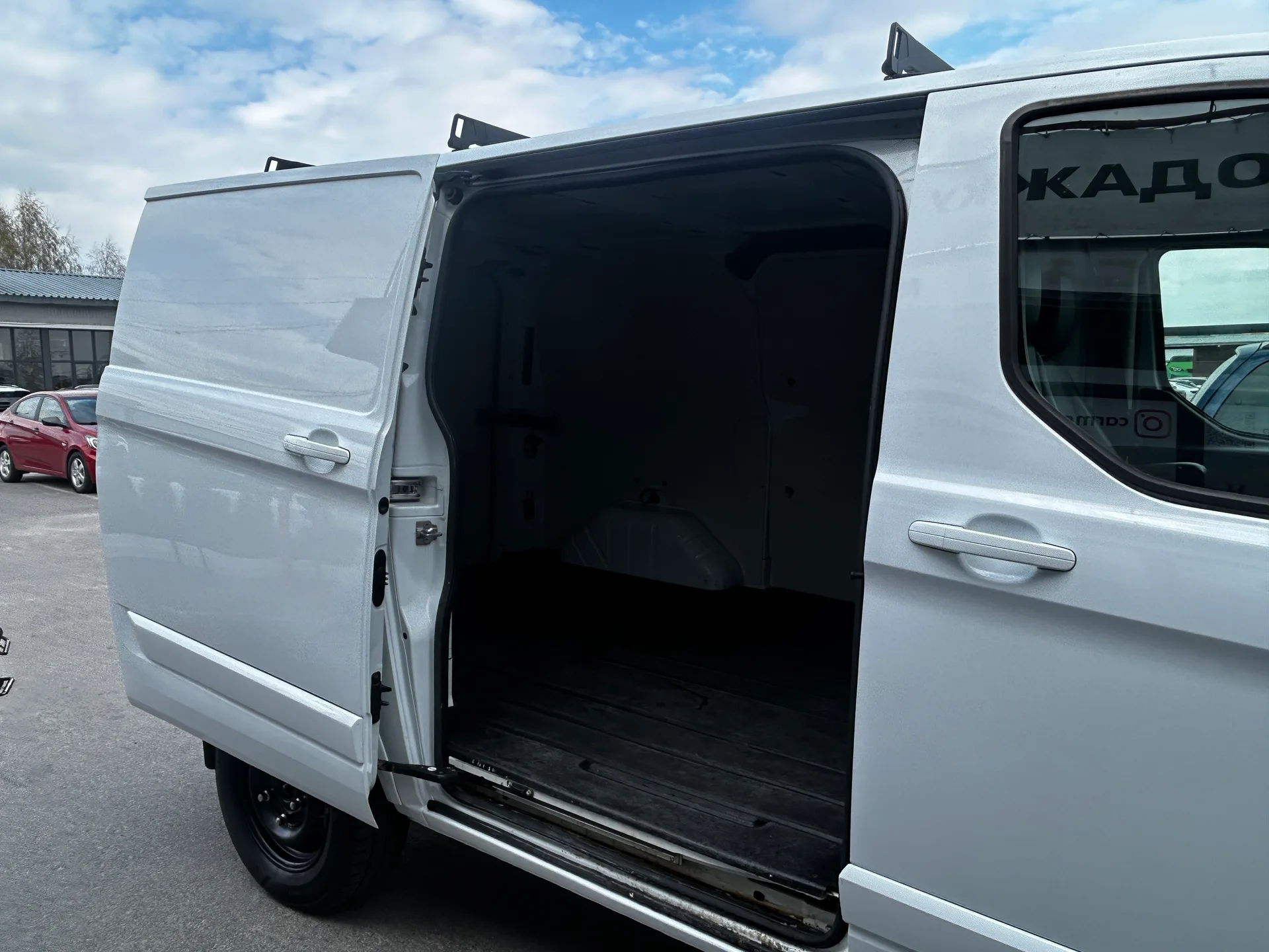 Ford Transit Custom — фото 6