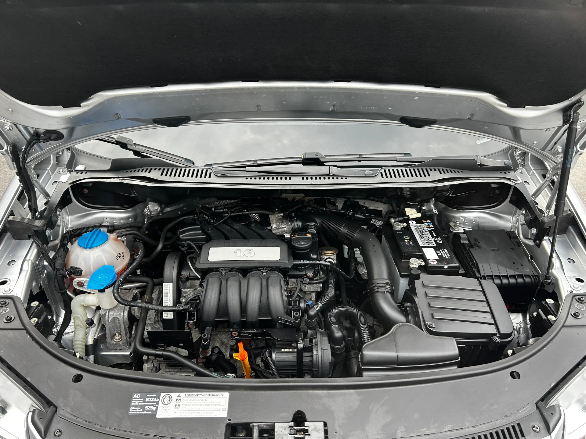 Volkswagen Touran — фото 9