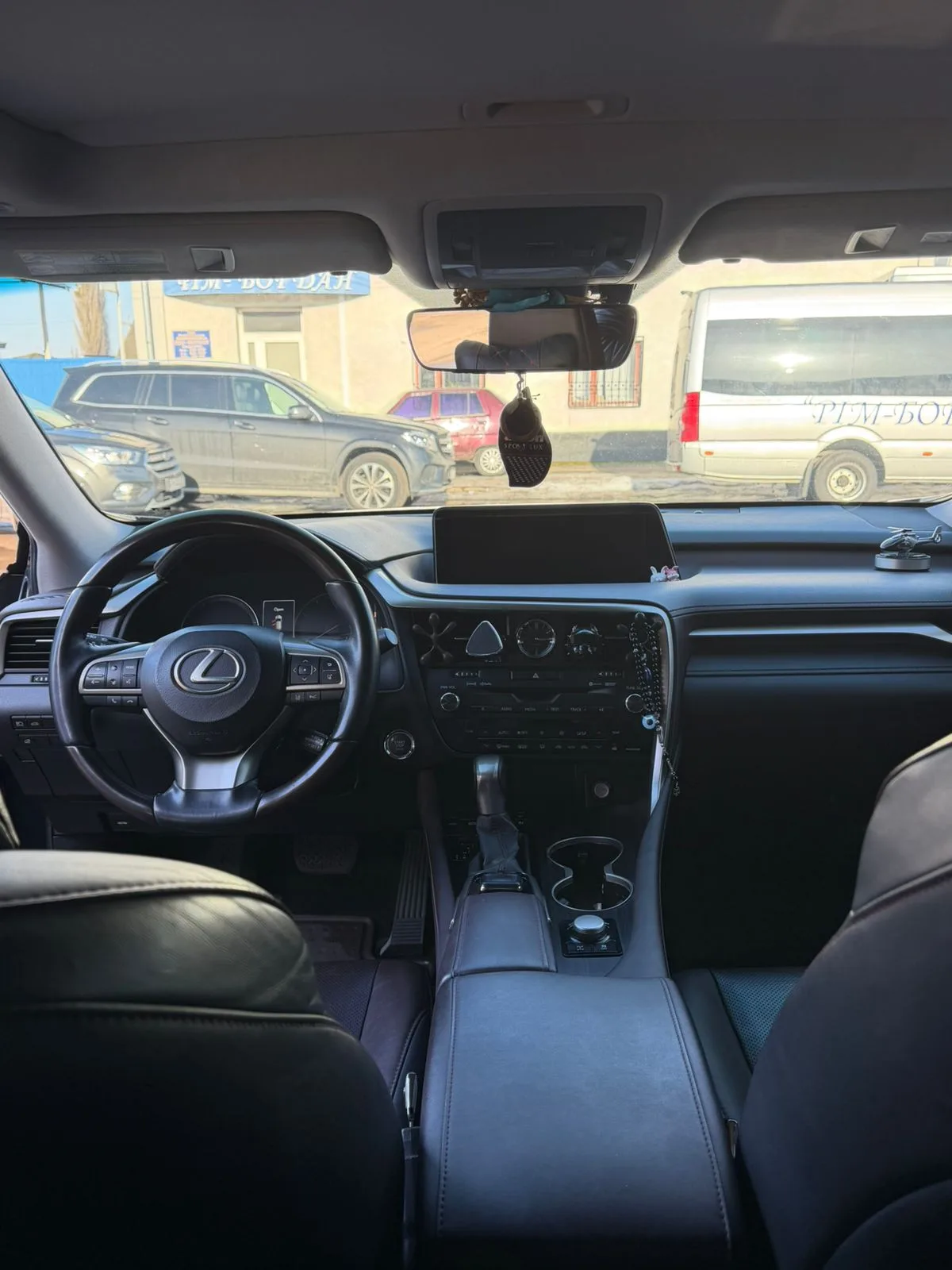 Lexus RX — фото 13