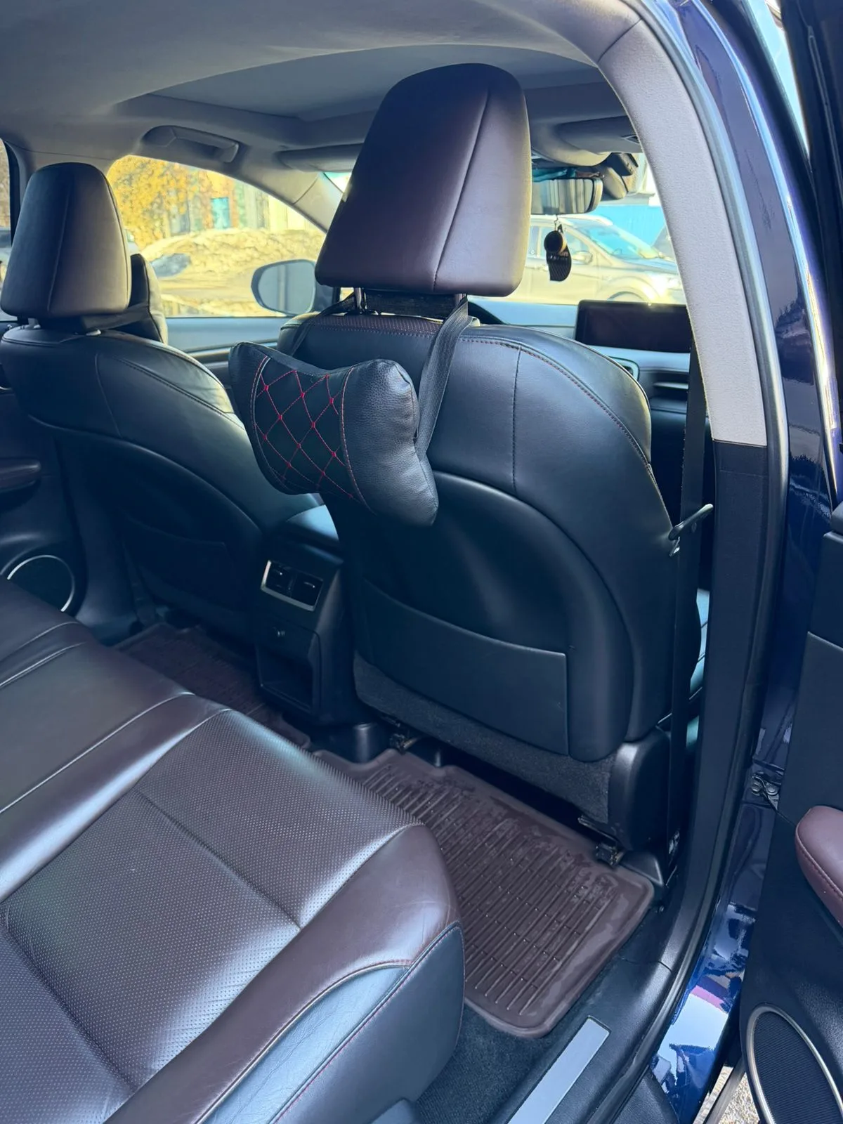 Lexus RX — фото 16