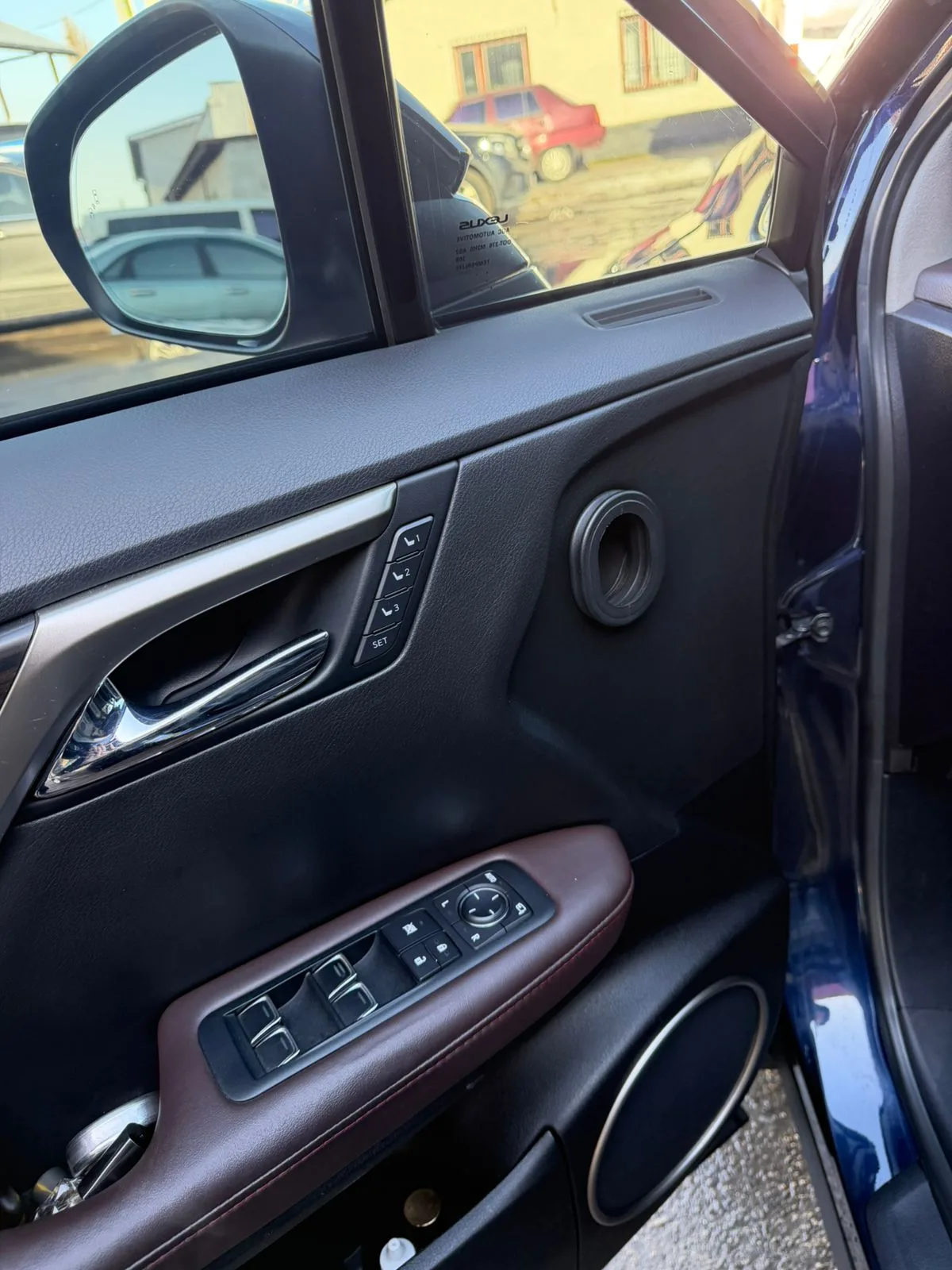 Lexus RX — фото 11