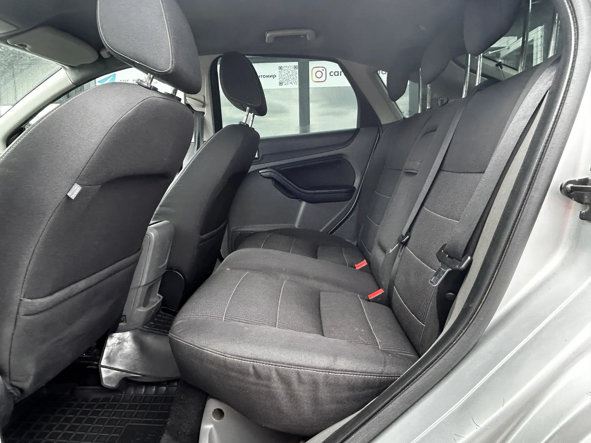 Ford Focus — фото 7