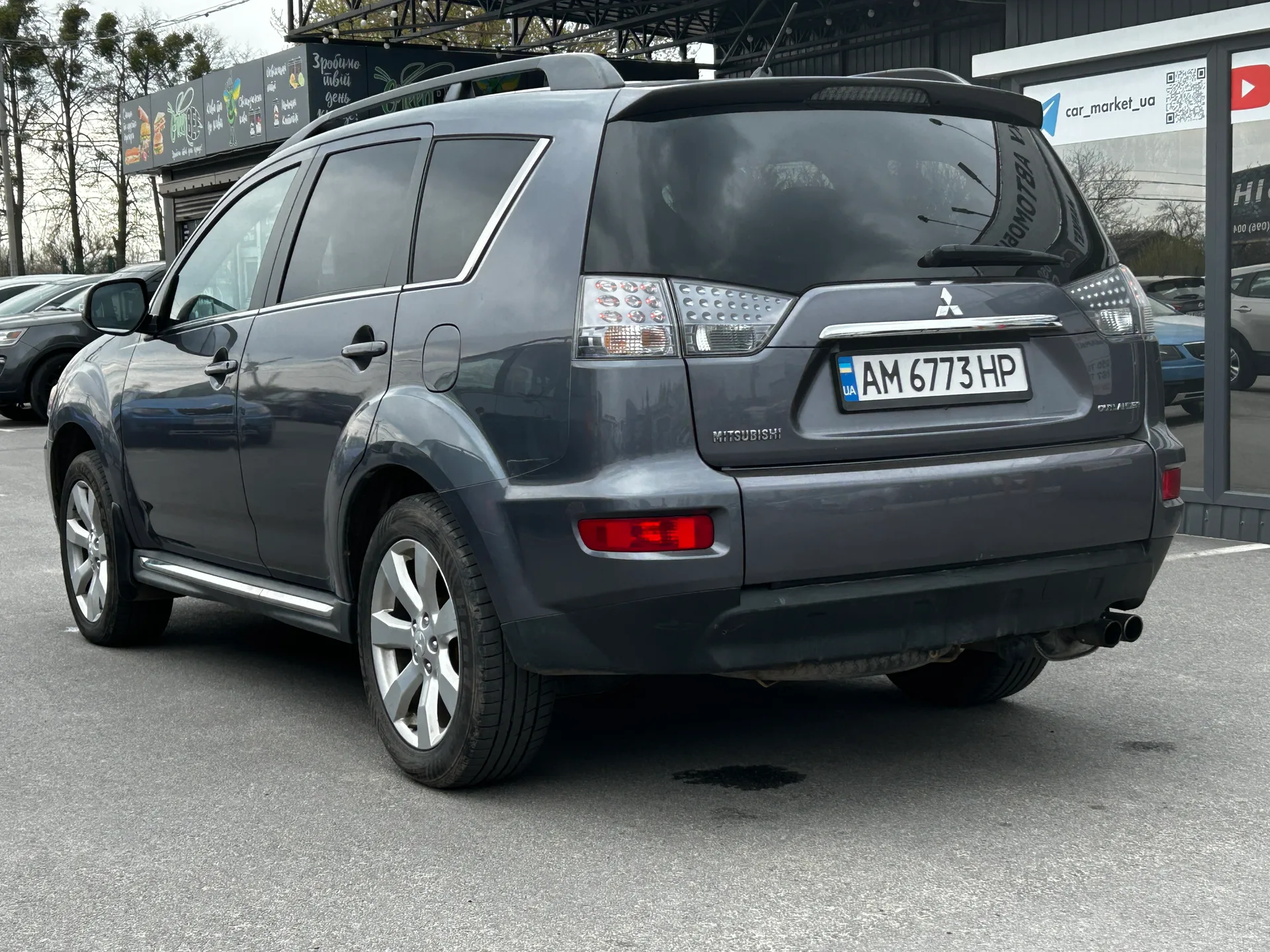 Mitsubishi Outlander — фото 4