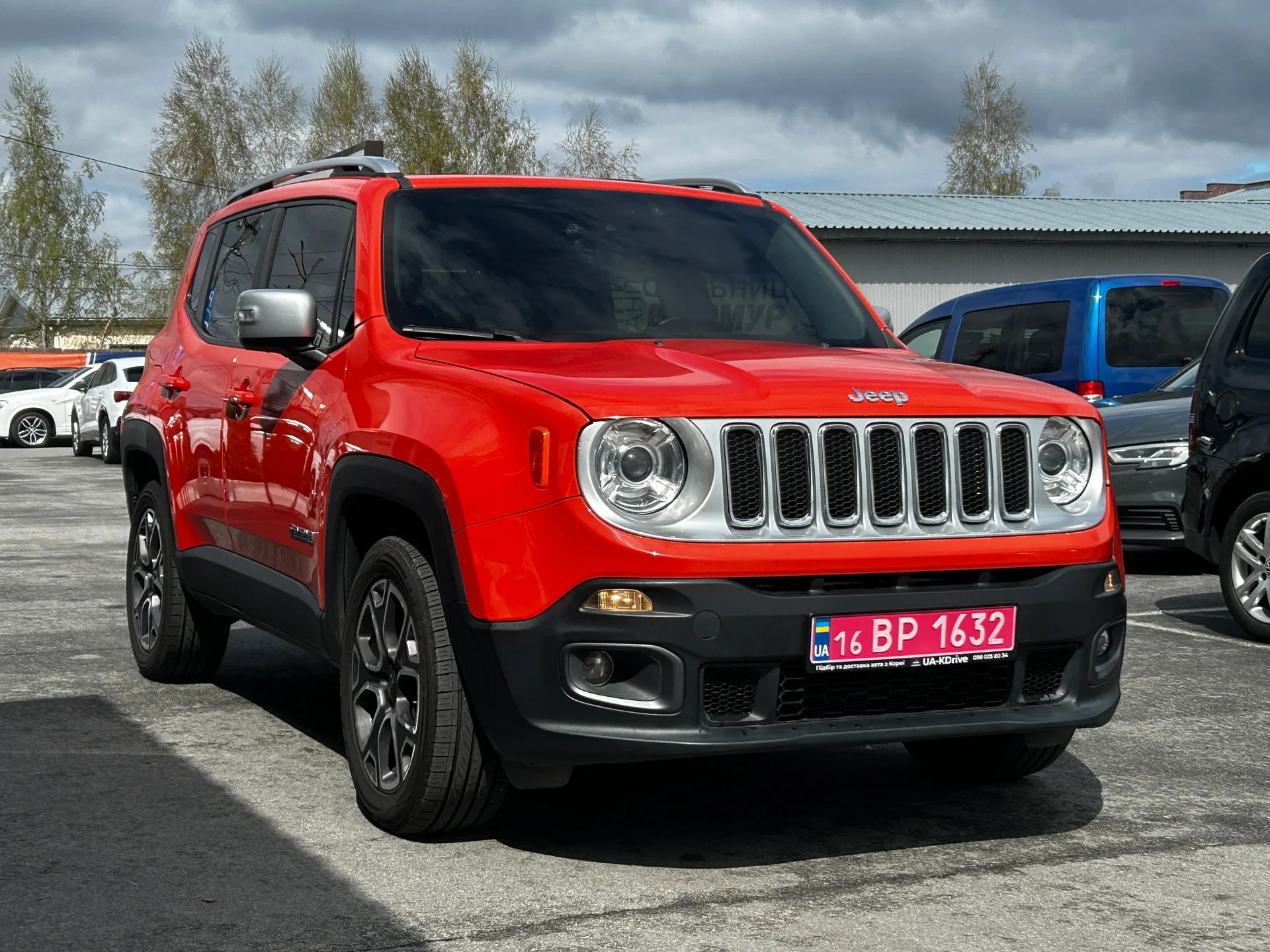 Jeep Renegade — фото 2
