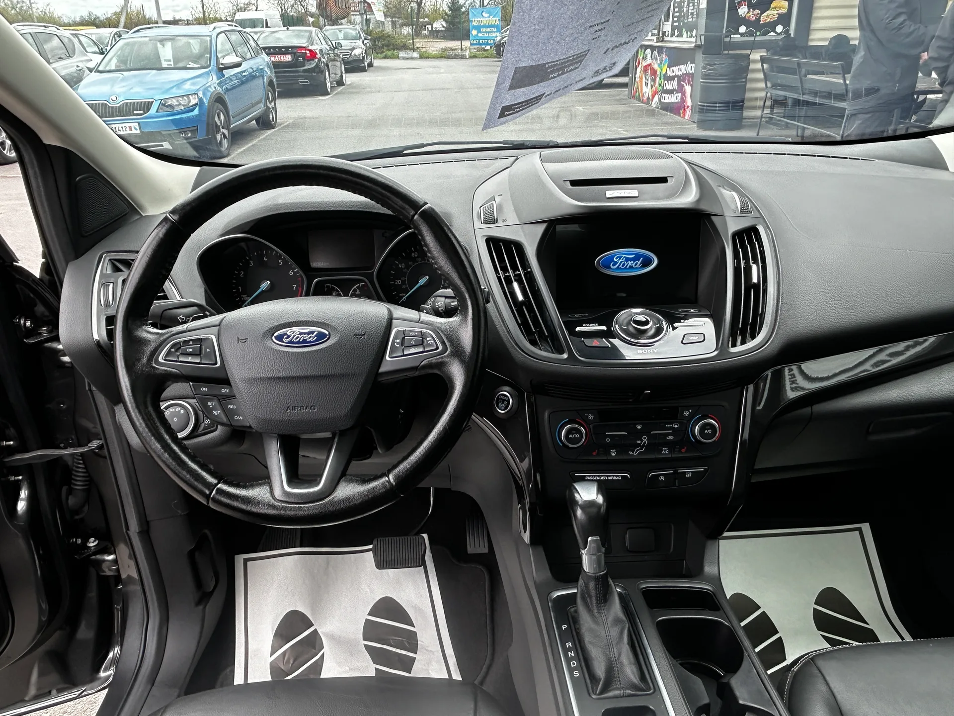 Ford Escape — фото 6