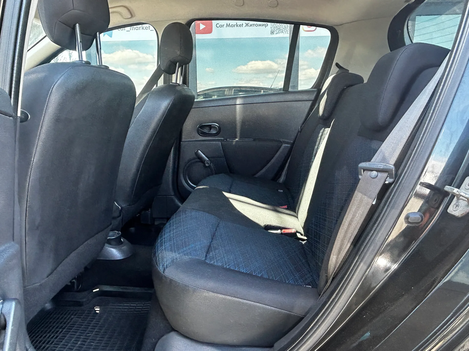 Renault Clio — фото 7