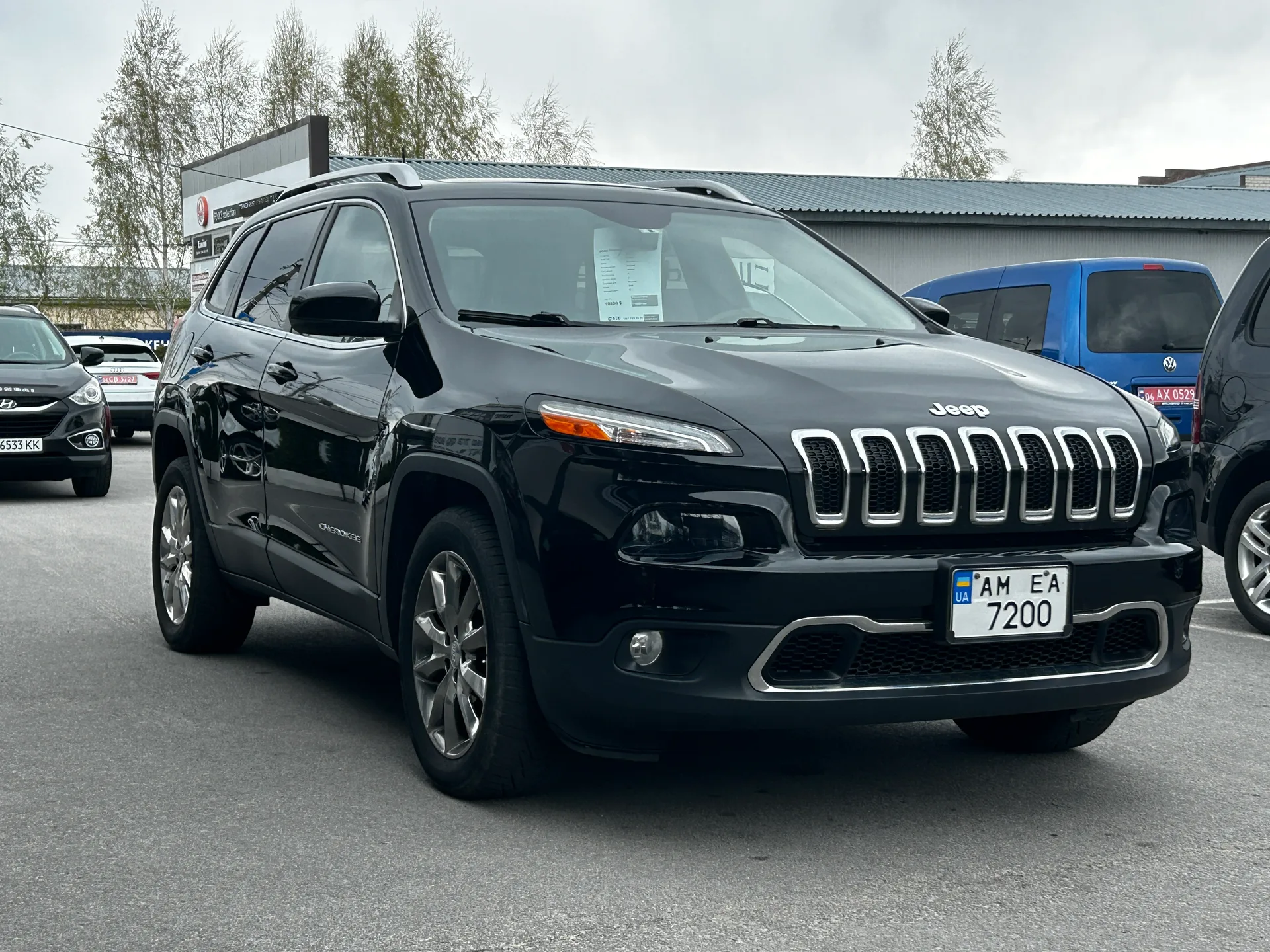 Jeep Cherokee — фото 2
