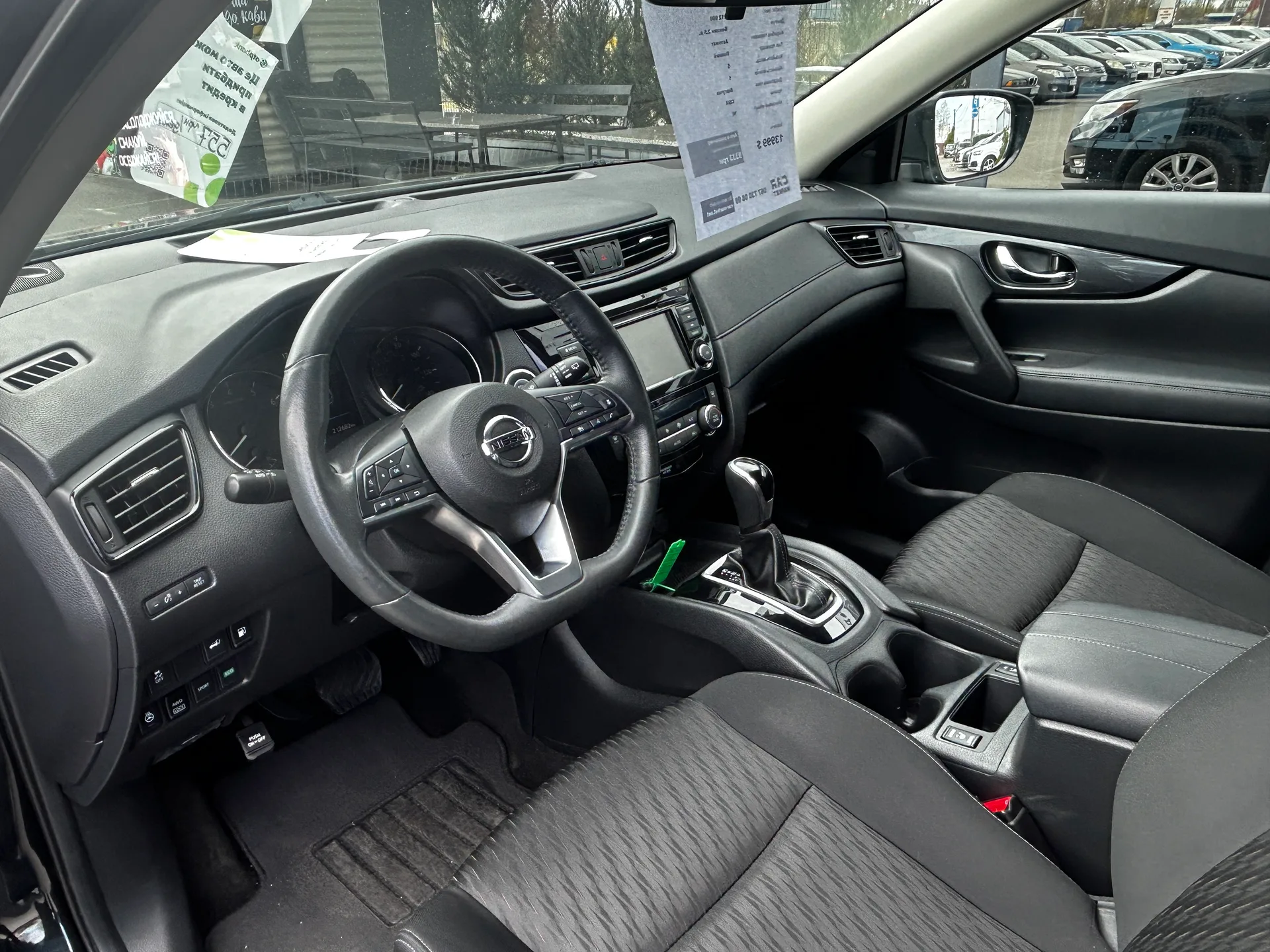 Nissan Rogue — фото 5