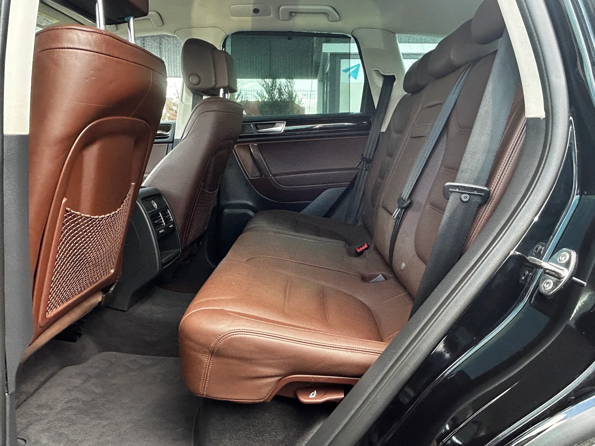 Volkswagen Touareg — фото 7