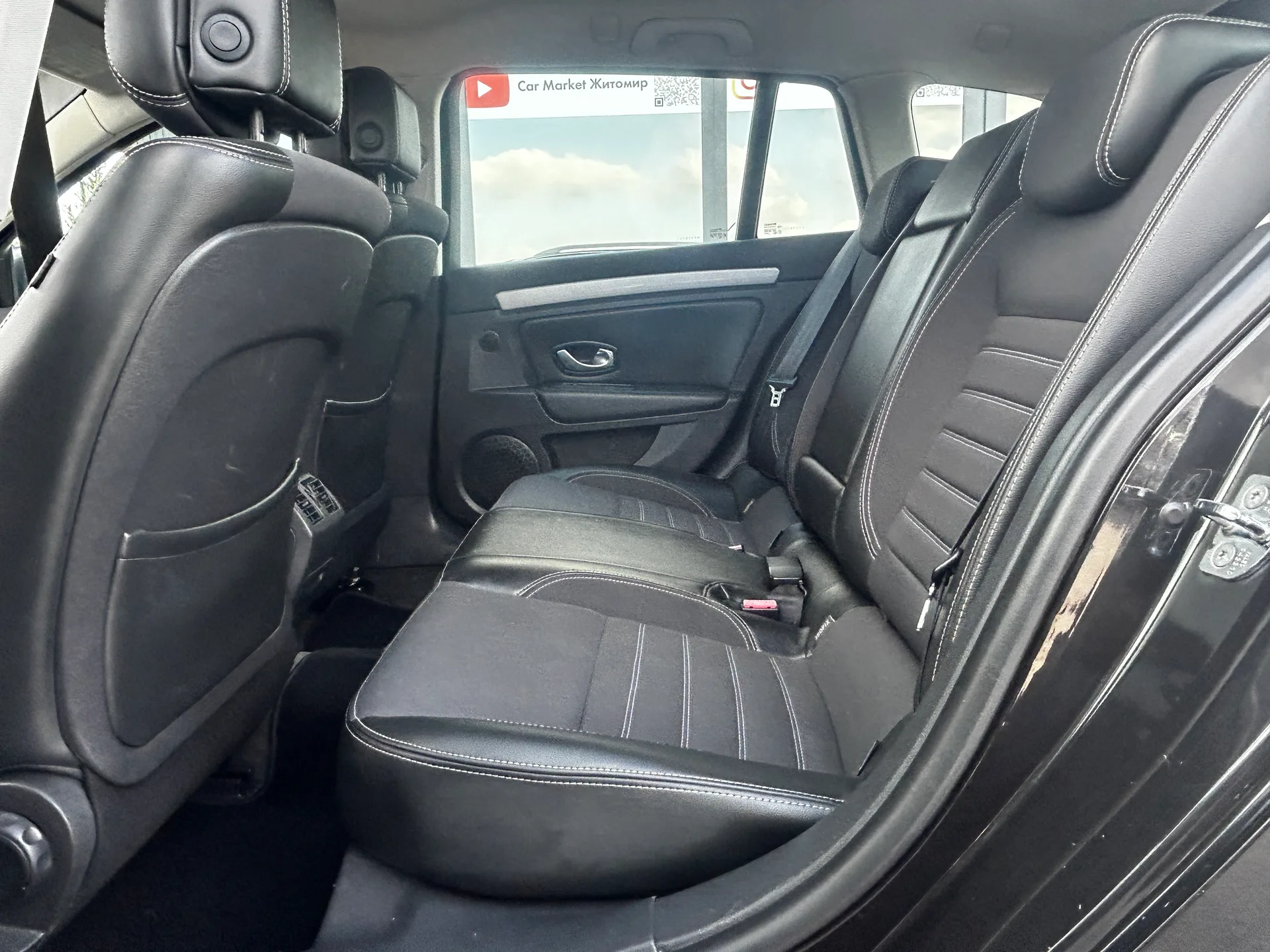 Renault Laguna — фото 6