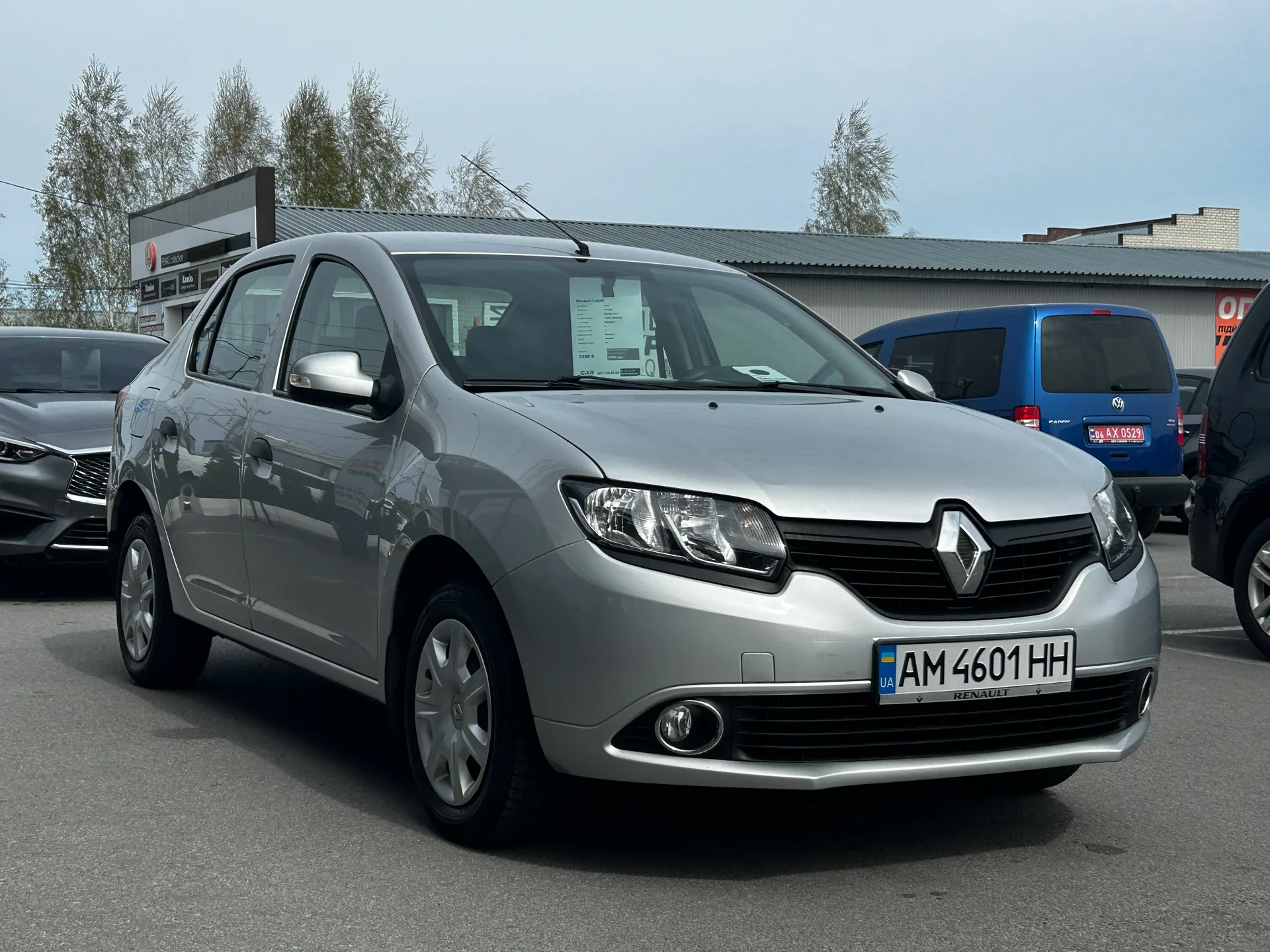 Renault Logan — фото 2