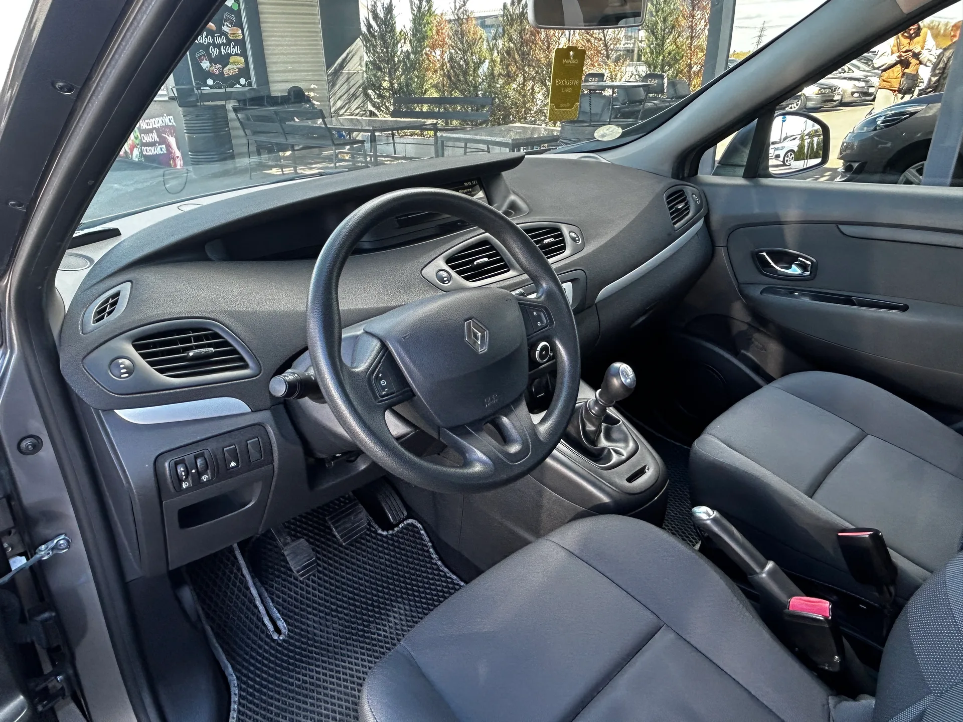 Renault Grand Scenic — фото 5