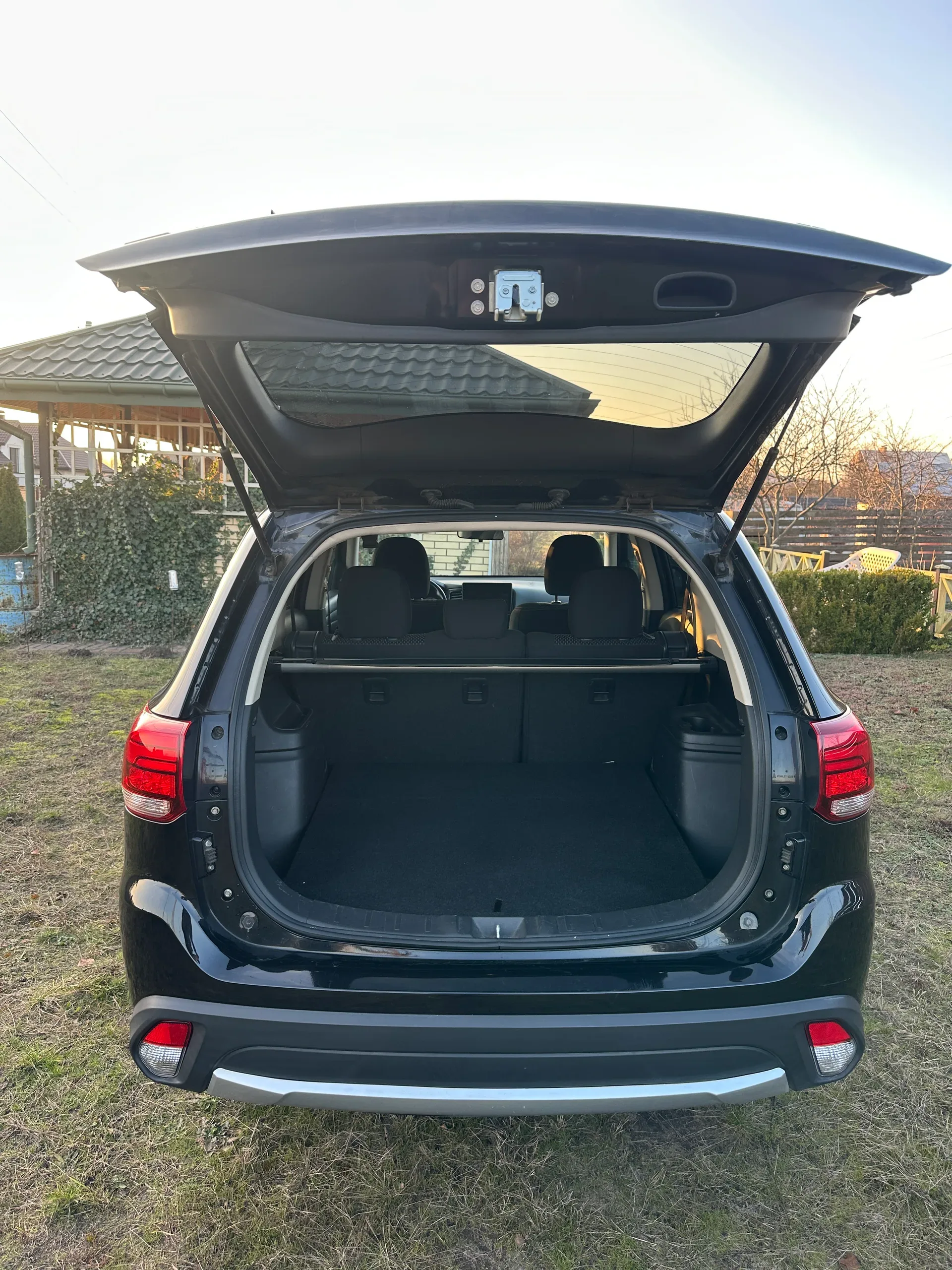 Mitsubishi Outlander — фото 5