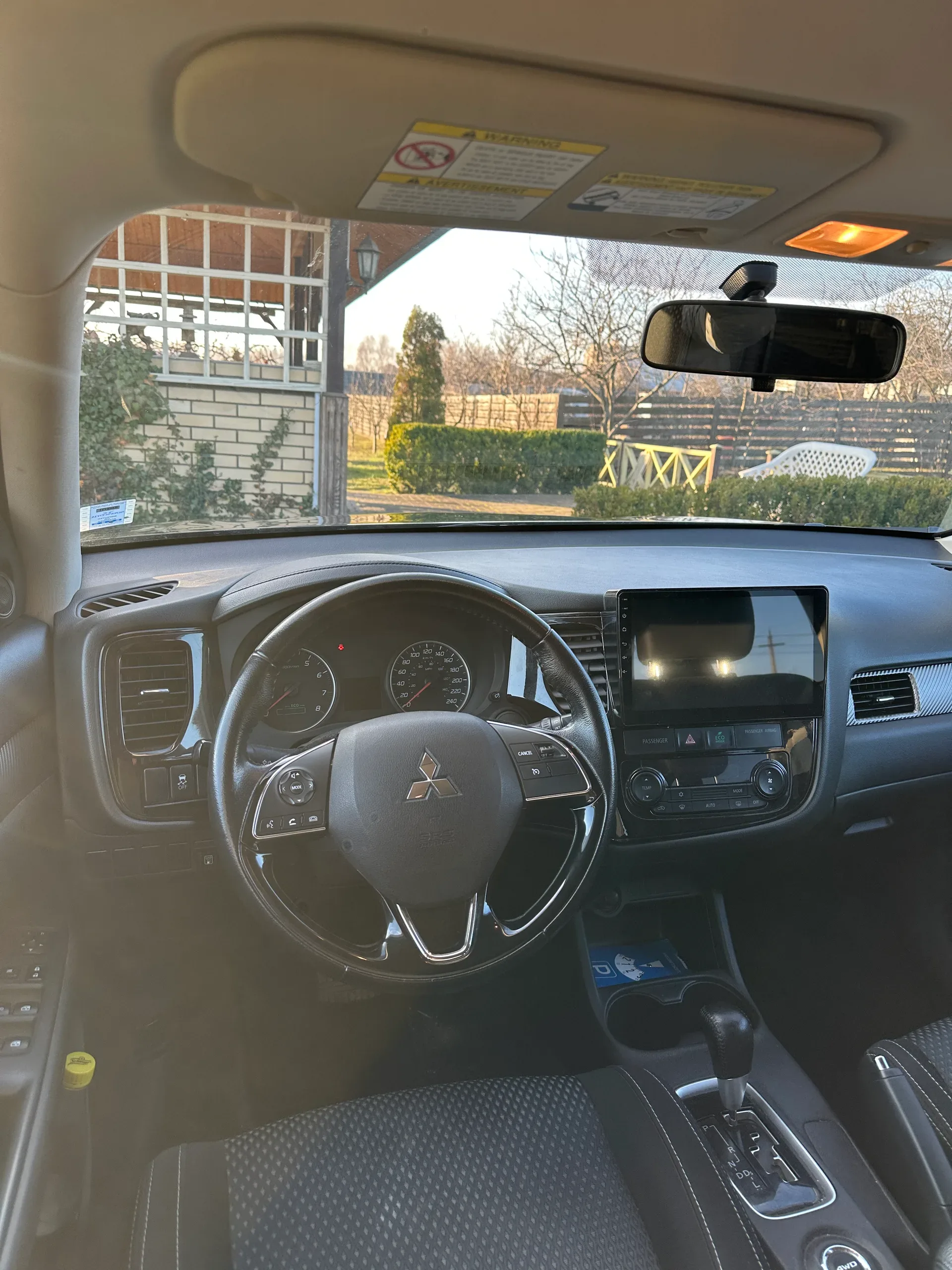 Mitsubishi Outlander — фото 8