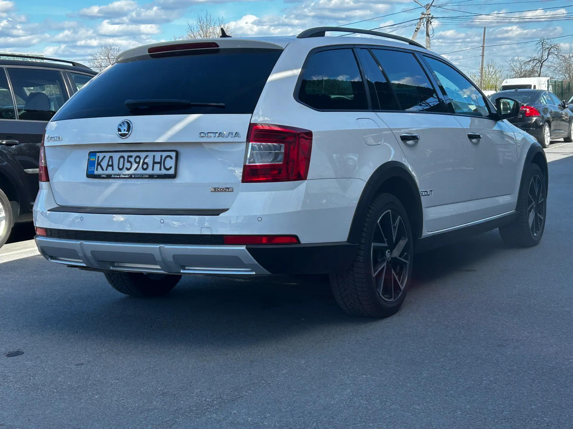Skoda Octavia Scout — фото 3