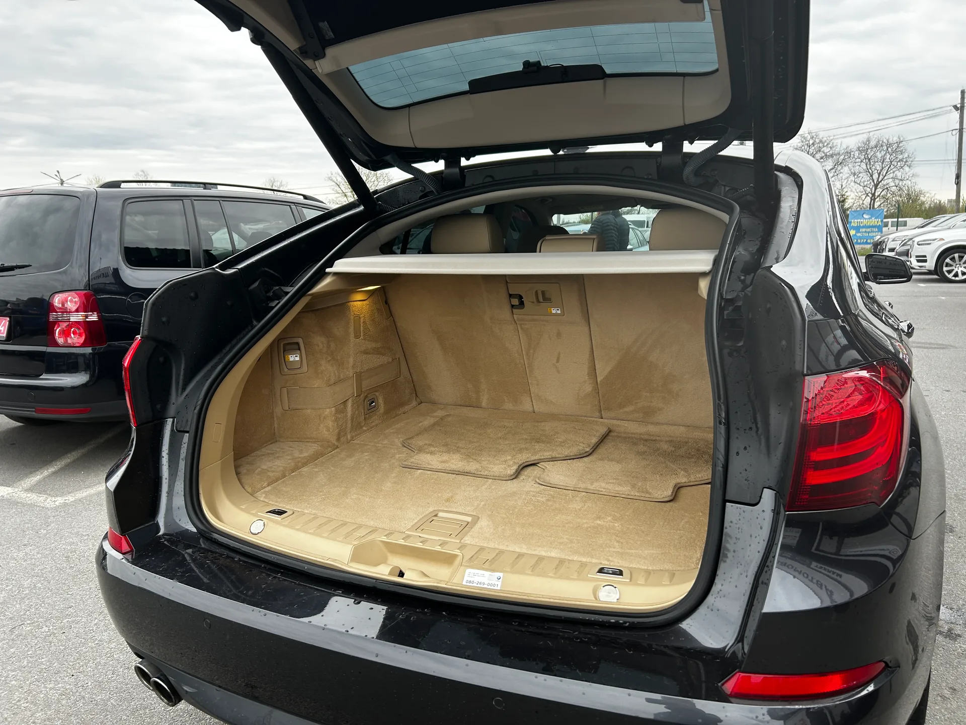 BMW 5 Series GT — фото 8