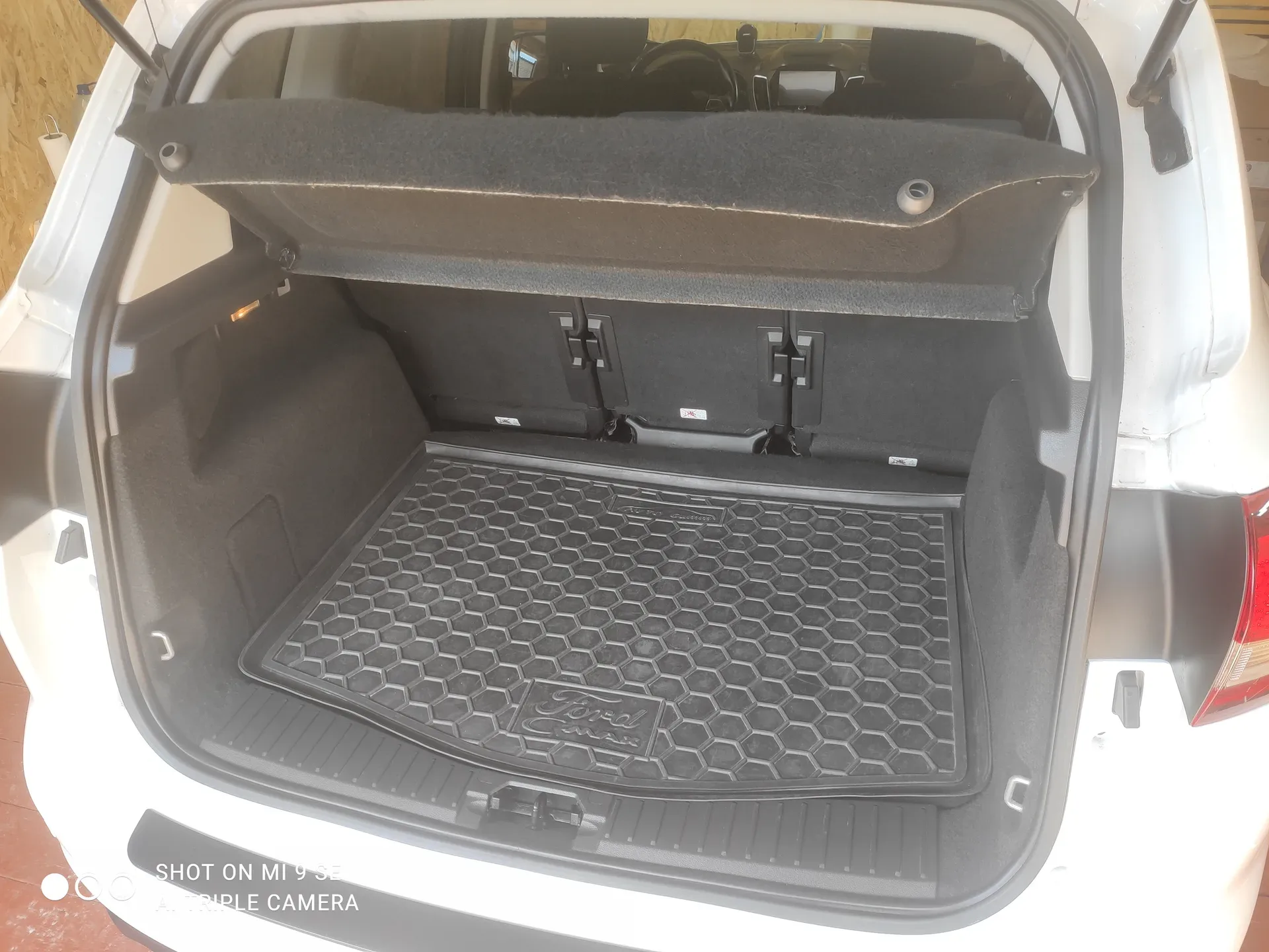 Ford C-Max — фото 12