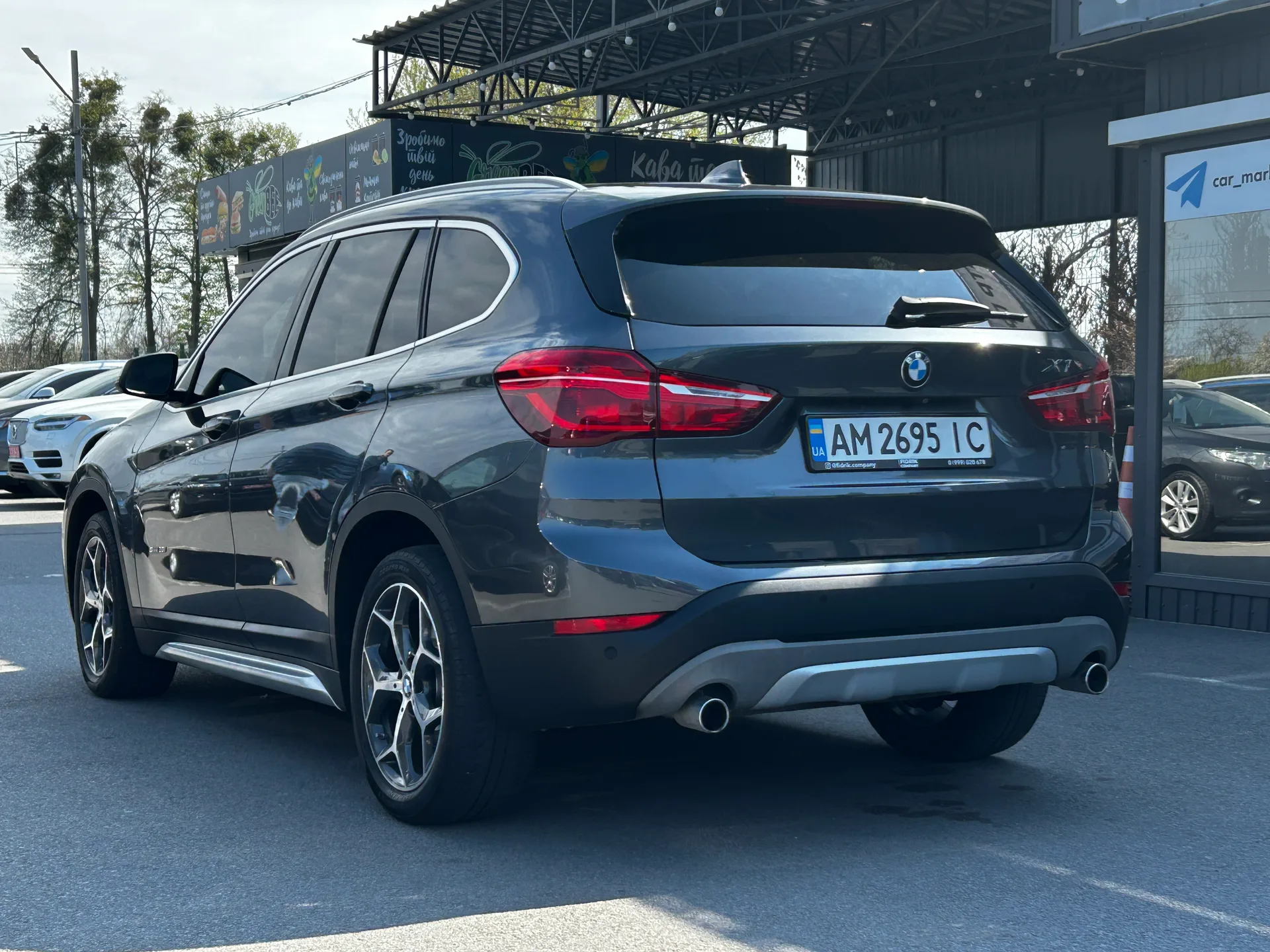 BMW X1 — фото 4