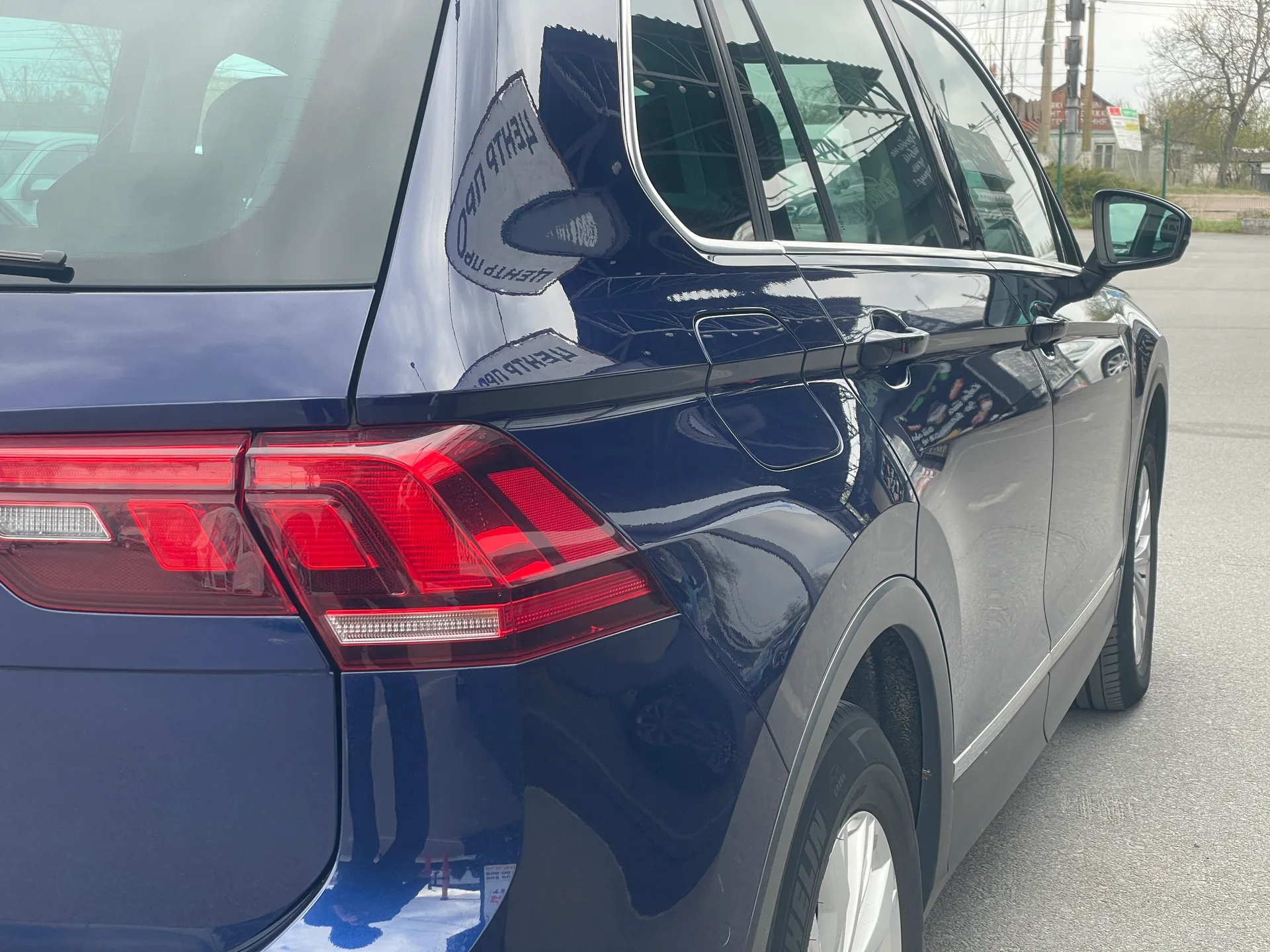 Volkswagen Tiguan — фото 6