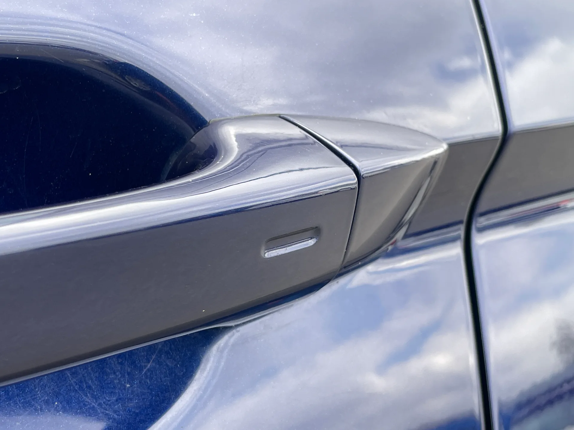 Volkswagen Tiguan — фото 10