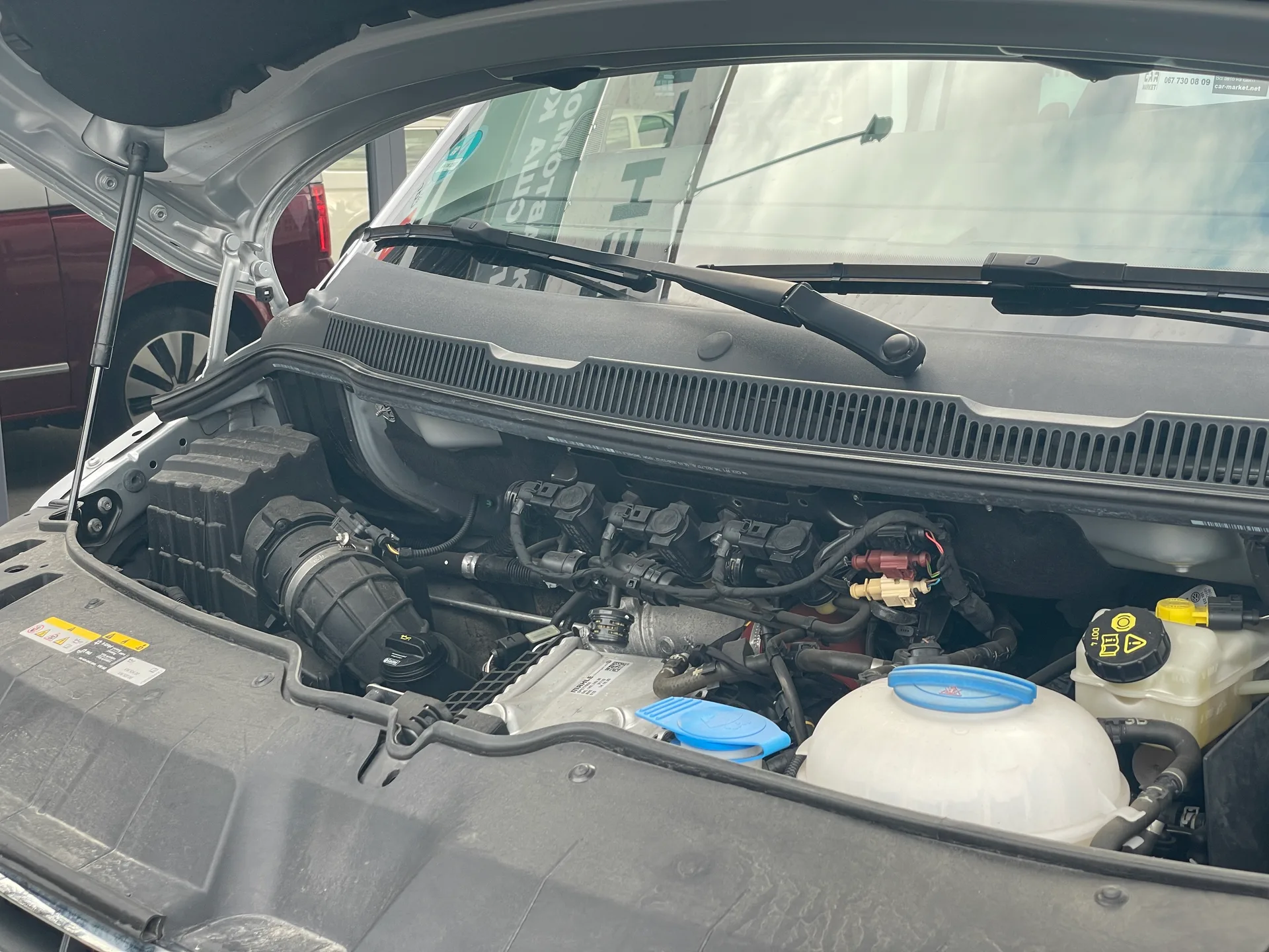 Volkswagen Multivan — фото 16