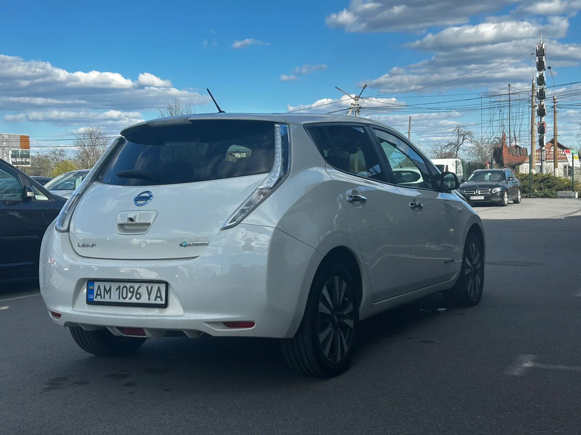 Nissan Leaf — фото 3