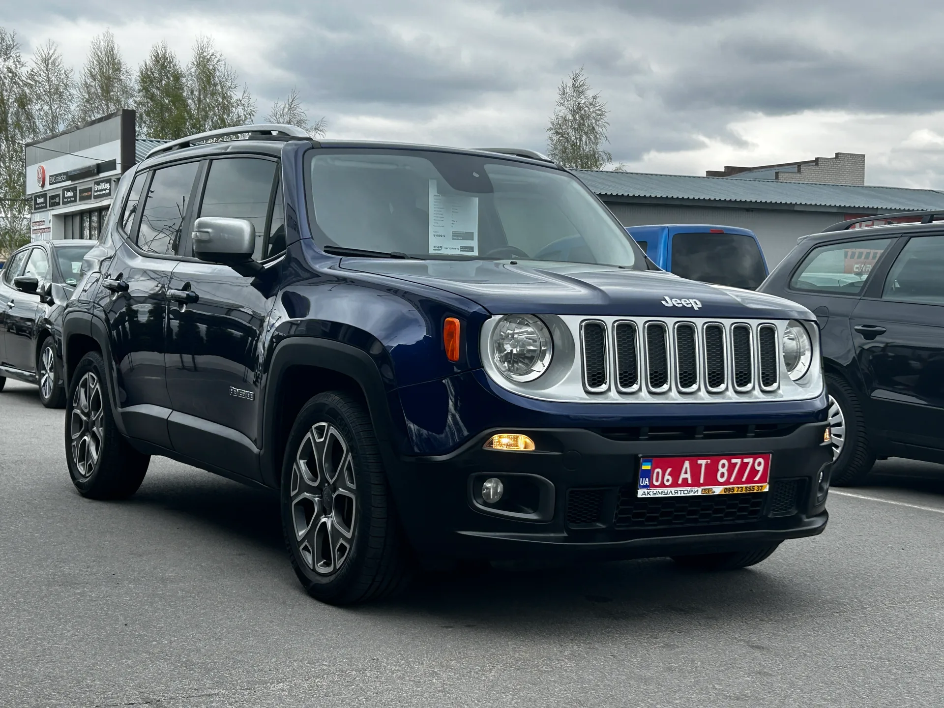 Jeep Renegade — фото 2