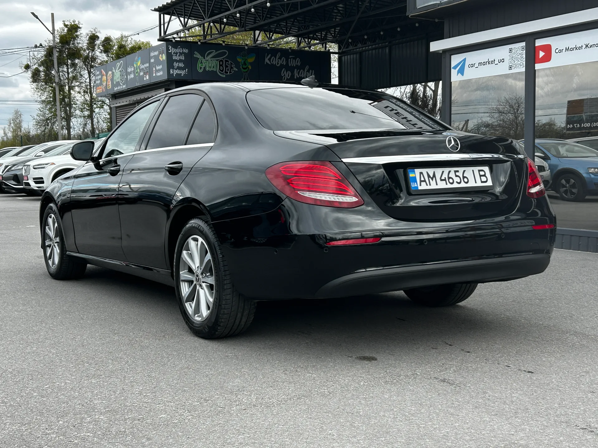 Mercedes-Benz E-Class — фото 4