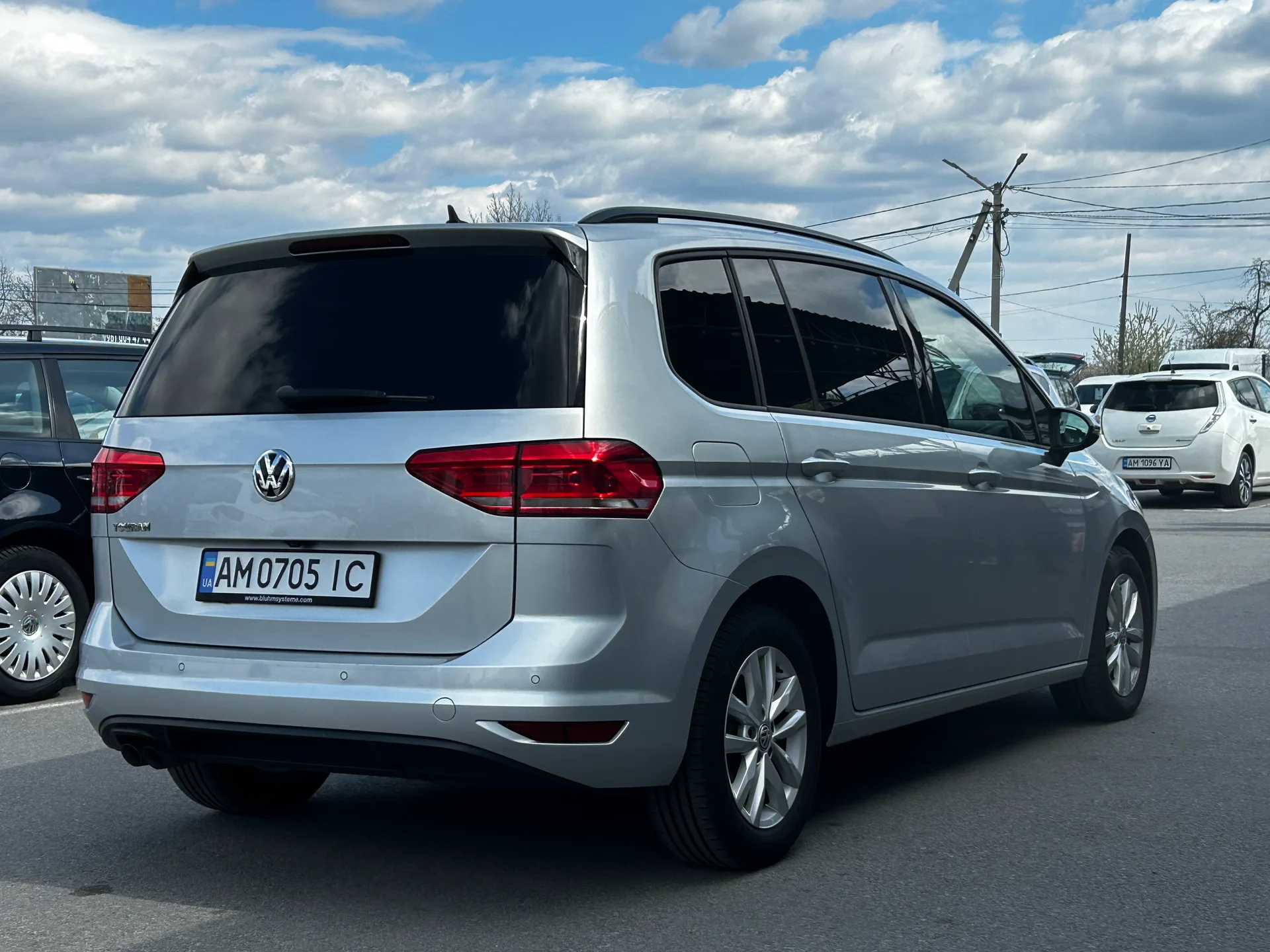 Volkswagen Touran — фото 3