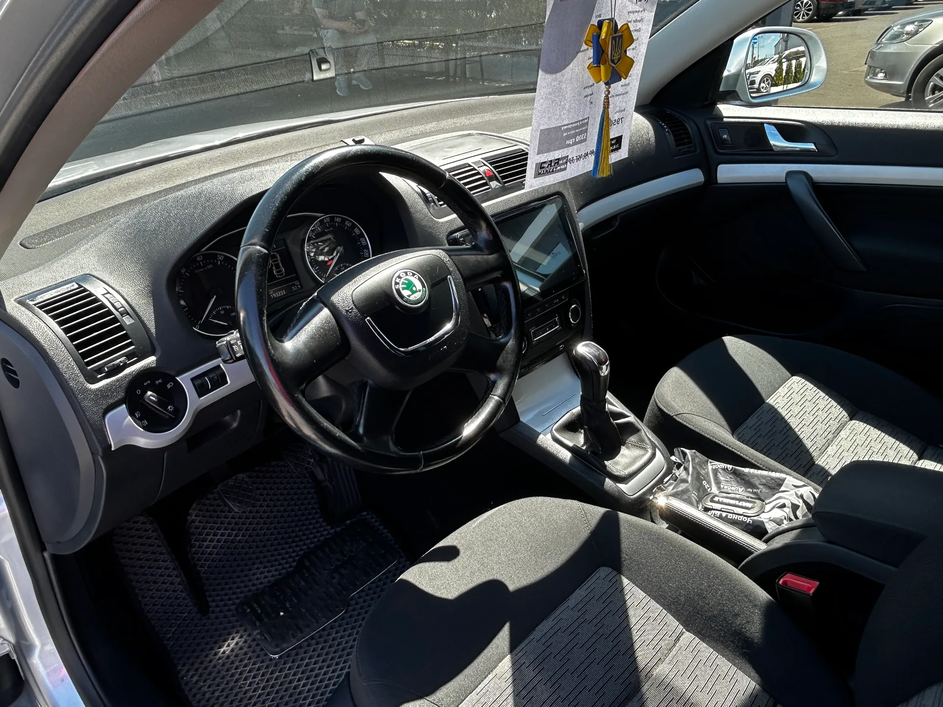 Skoda Octavia — фото 5