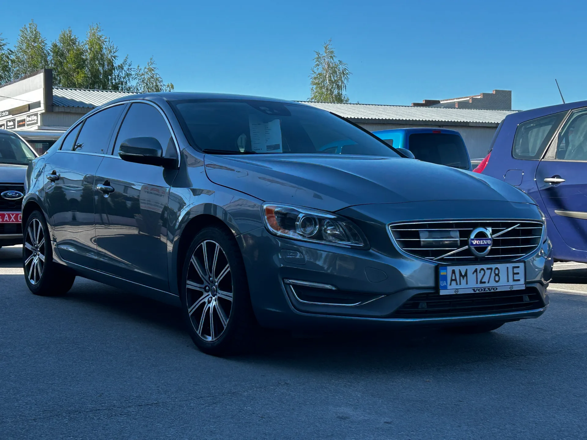 Volvo S60 — фото 2