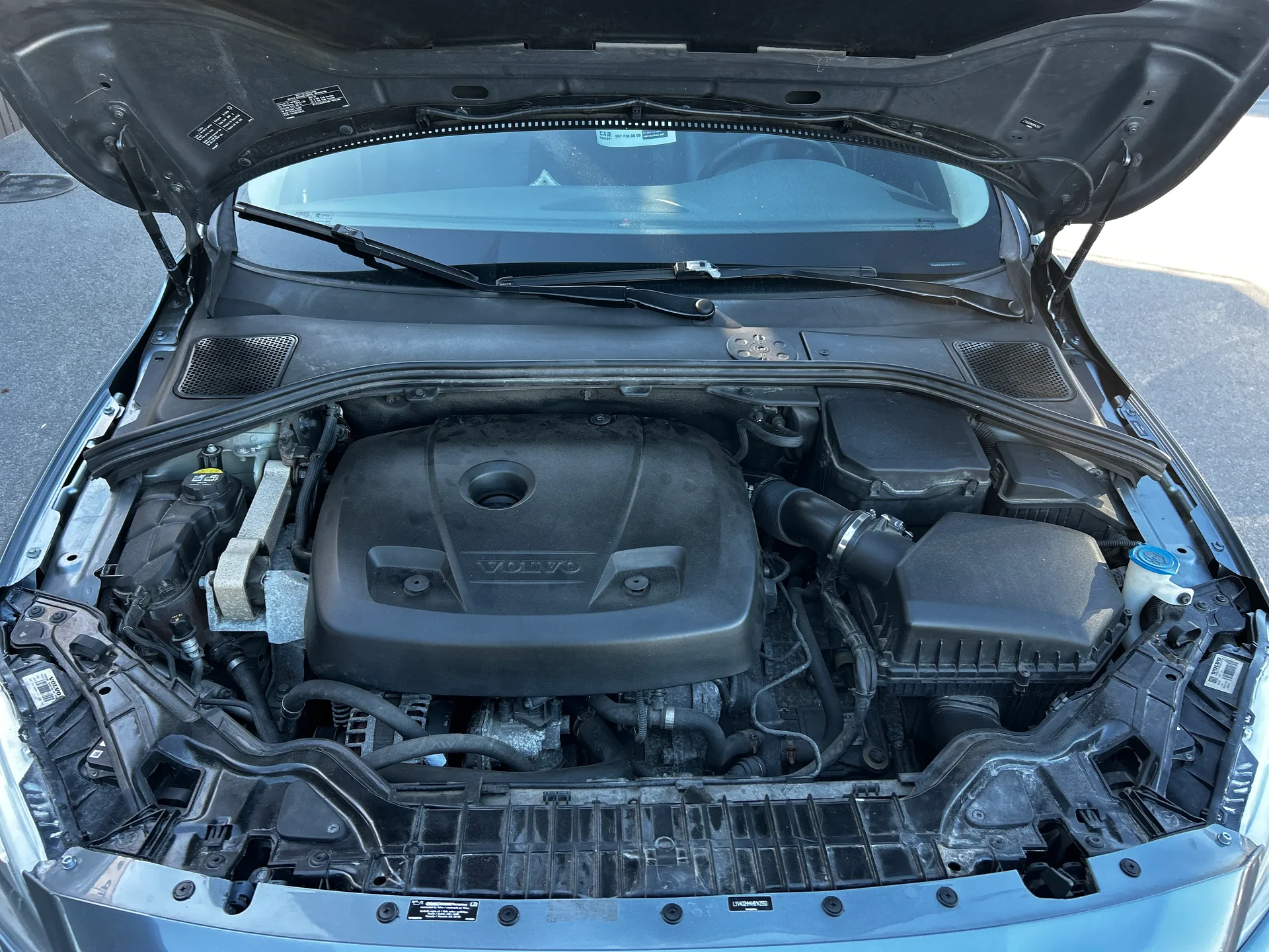 Volvo S60 — фото 10
