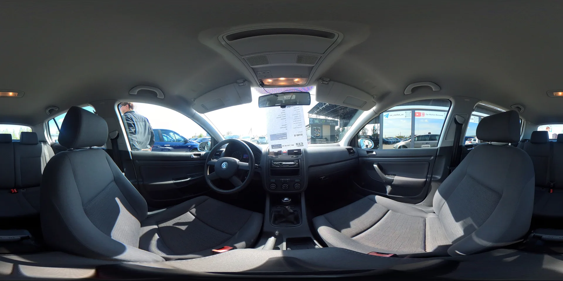 Volkswagen Golf — 360°