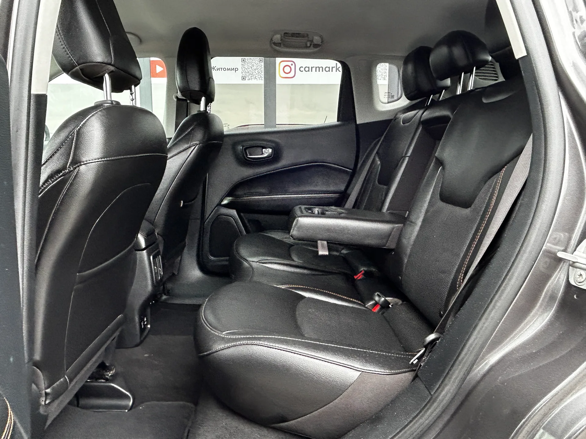 Jeep Compass — фото 7