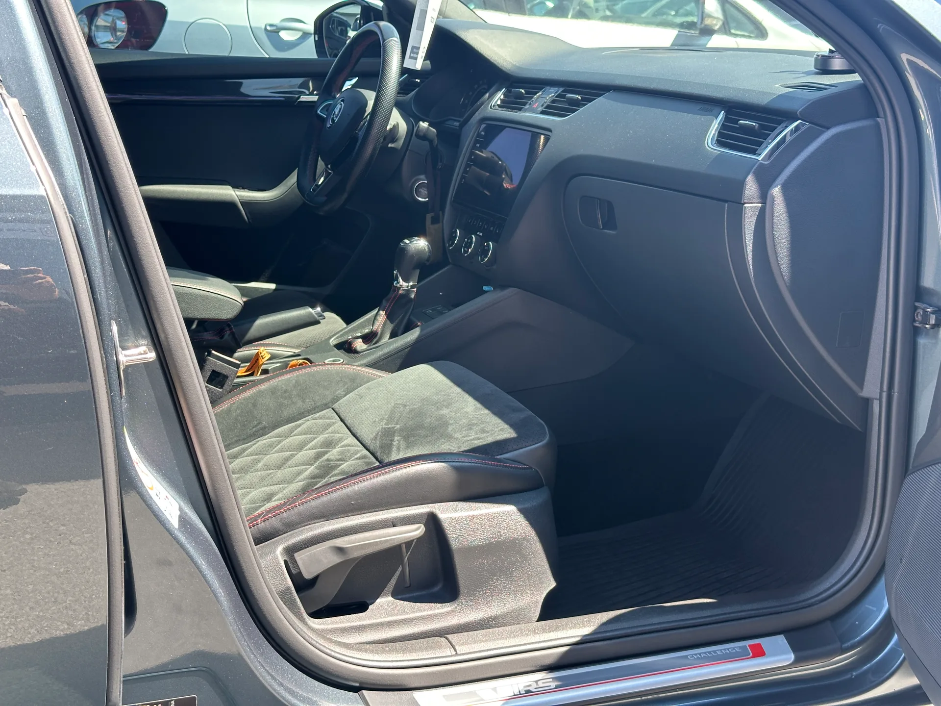 Skoda Octavia — фото 14