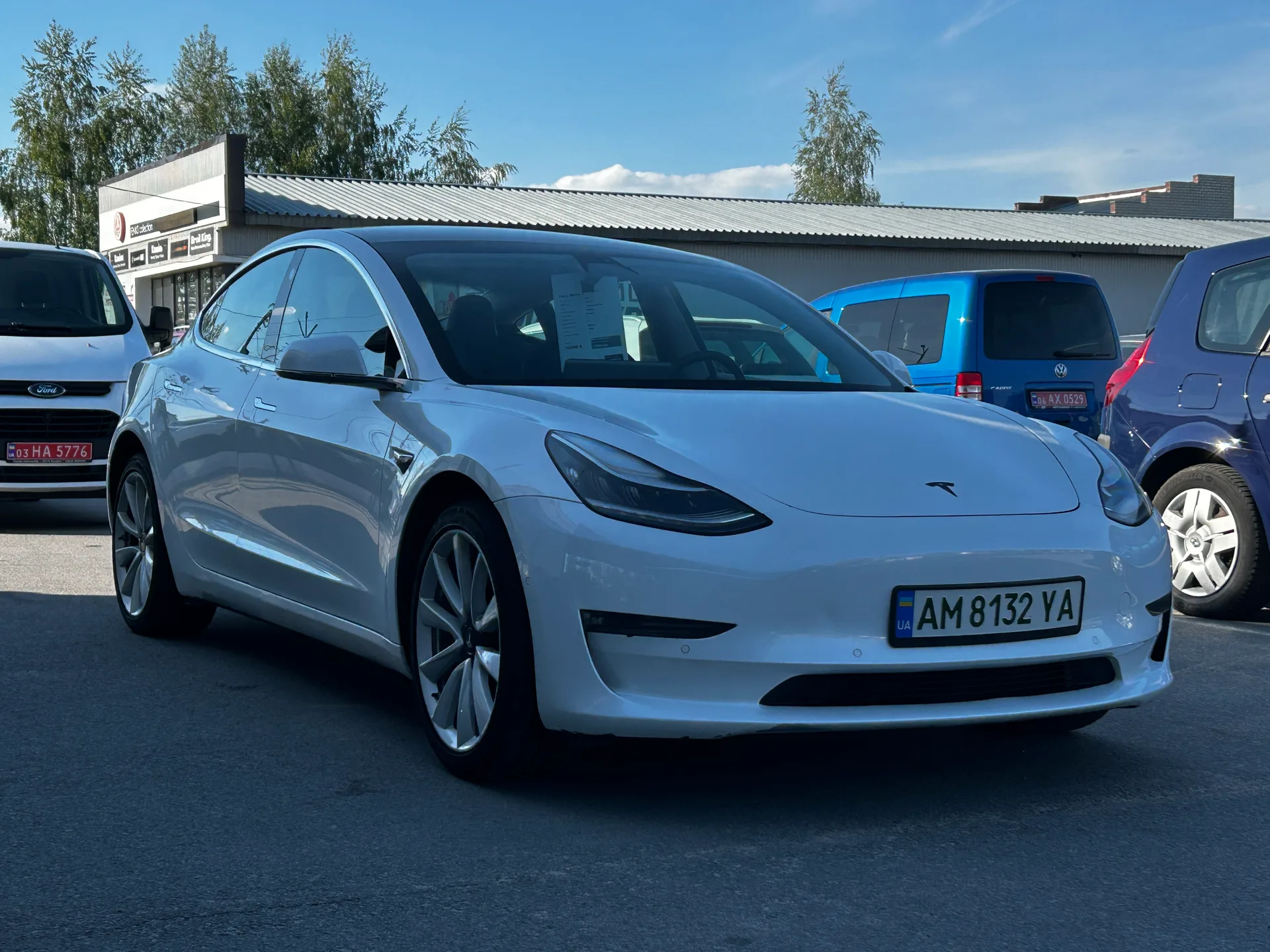 Tesla Model 3 — фото 2